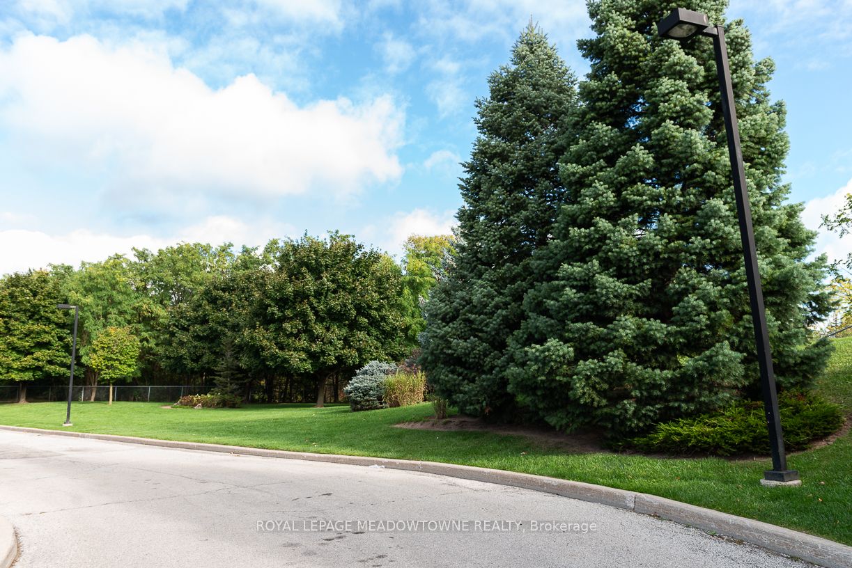 4140 Foxwood Dr, #701