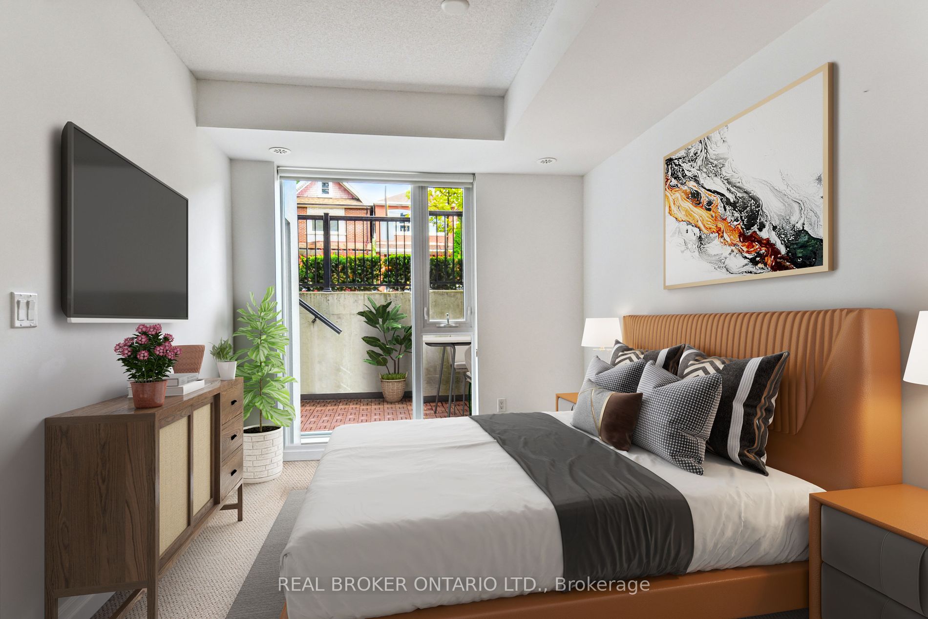 57 Macaulay Ave, #502