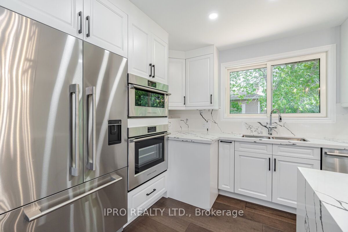 295 Sandwell Dr