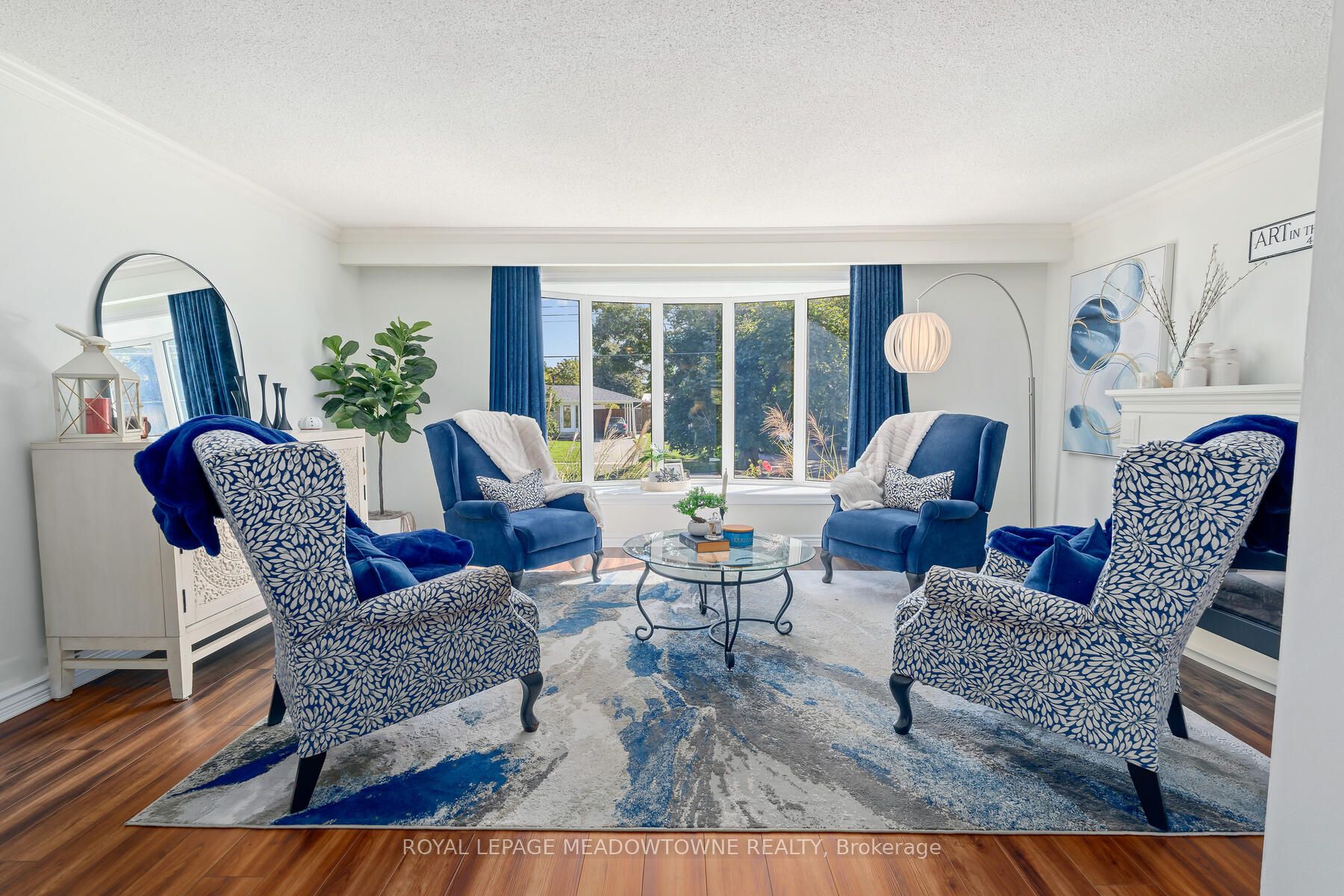 113 Irwin Cres