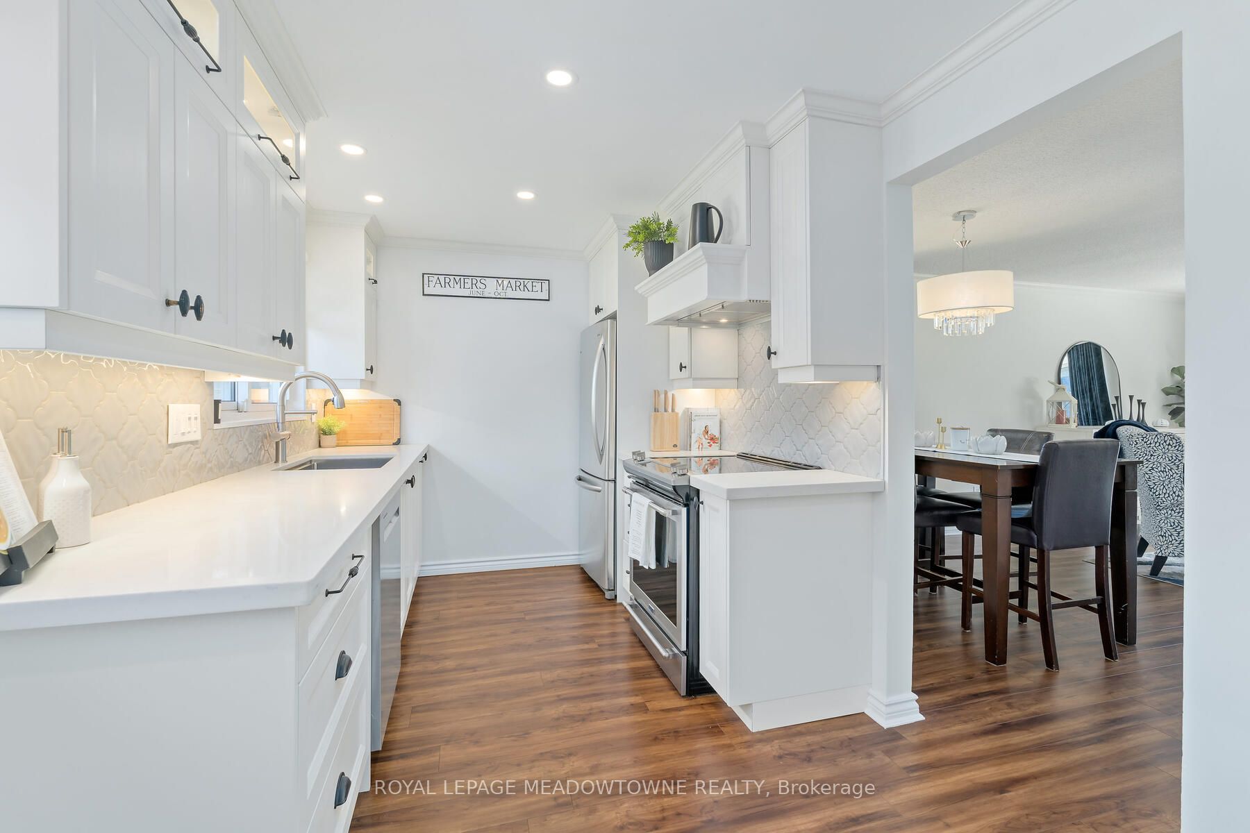 113 Irwin Cres