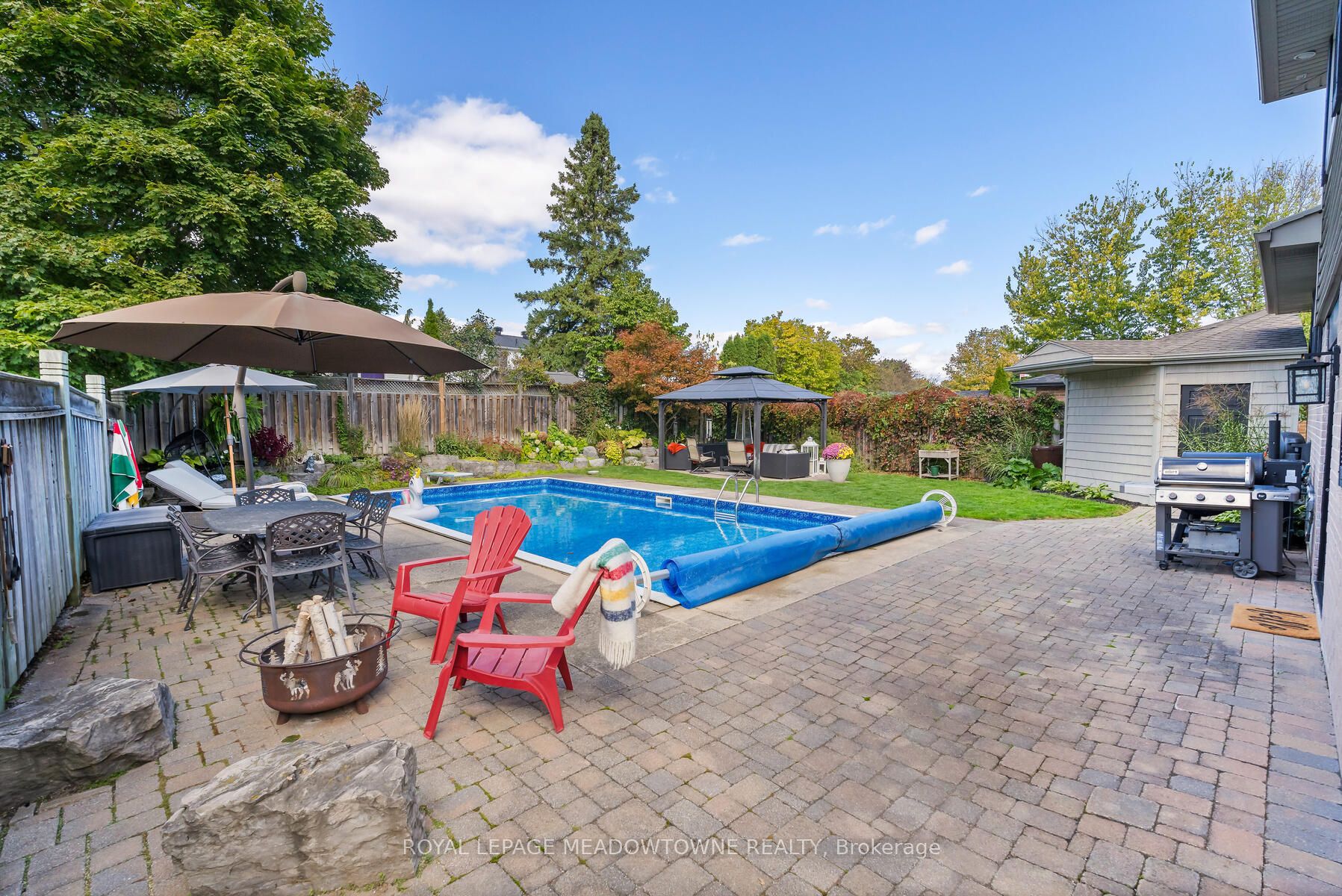 113 Irwin Cres