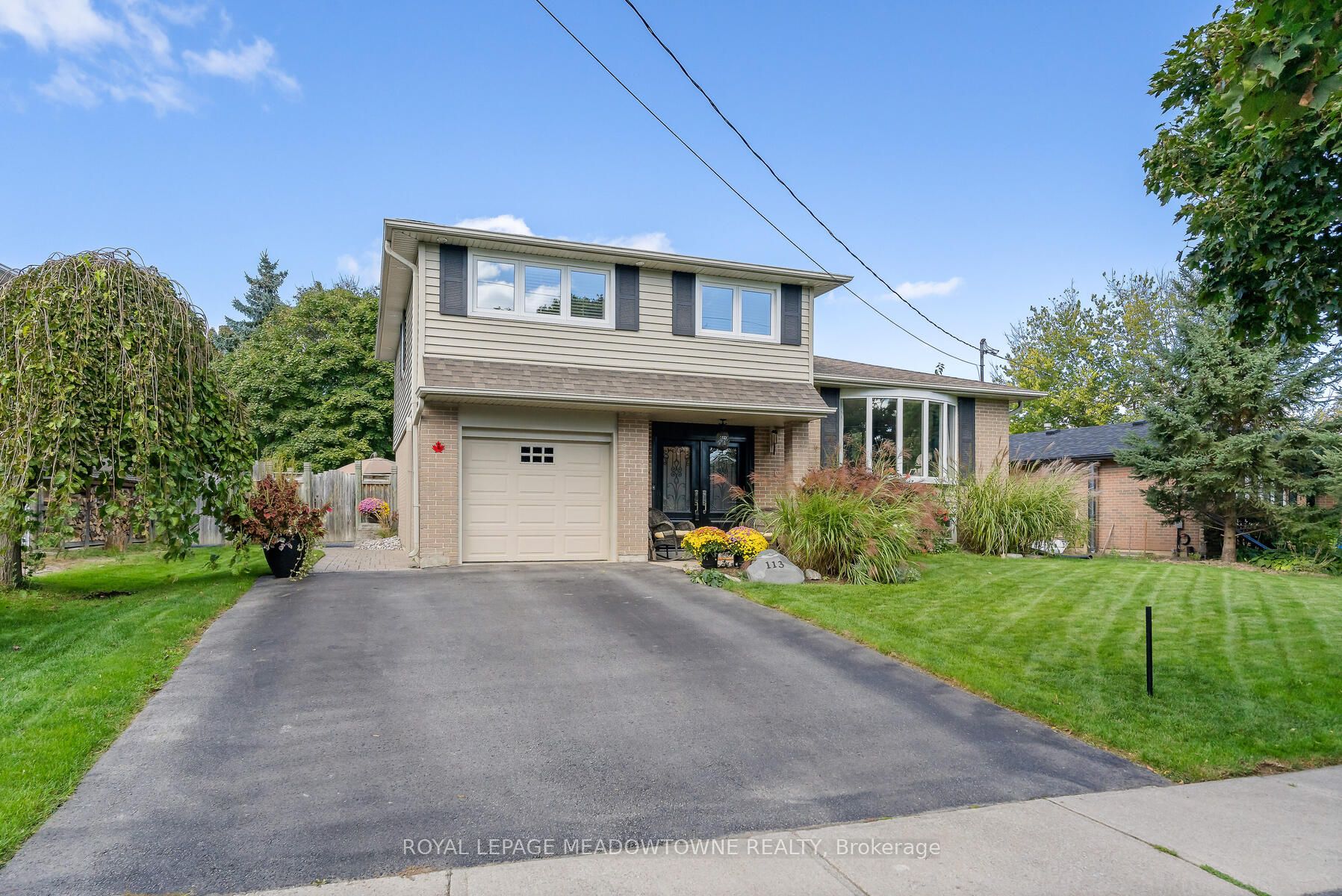 113 Irwin Cres