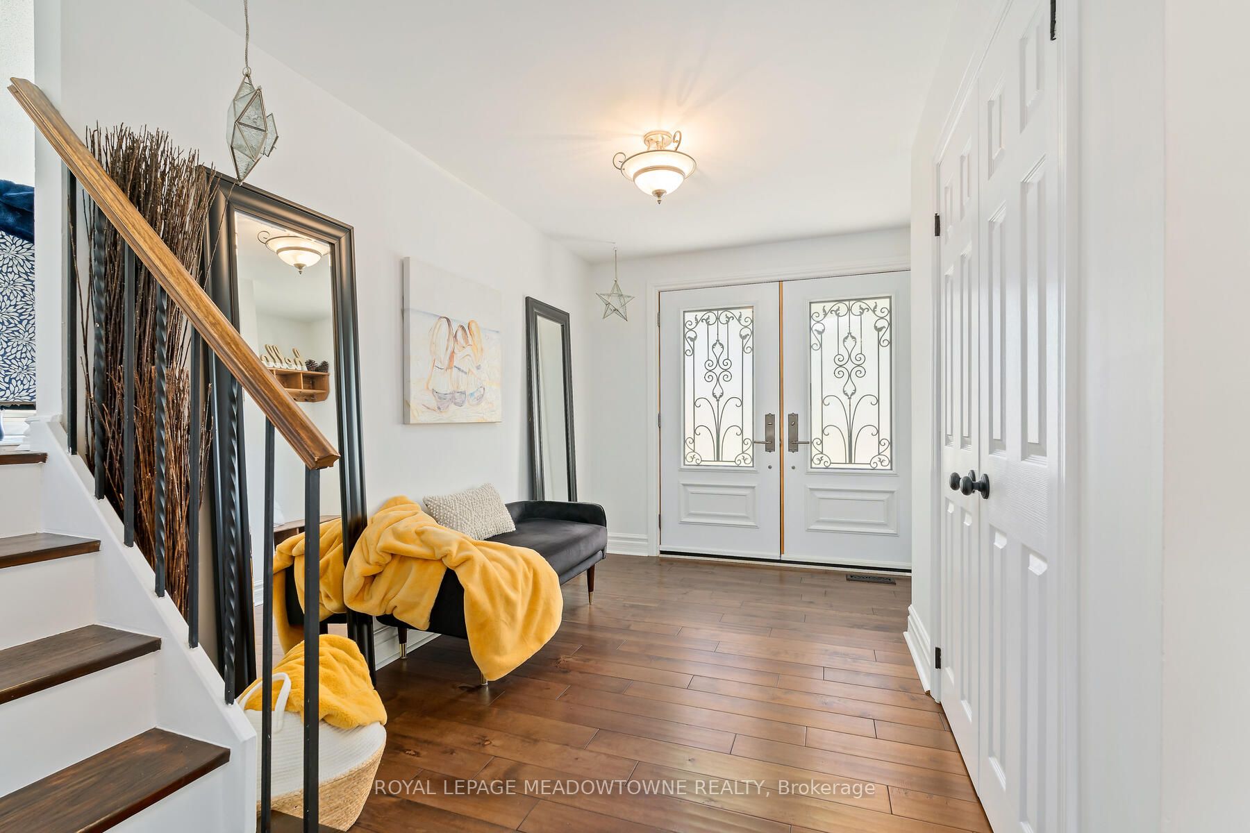 113 Irwin Cres