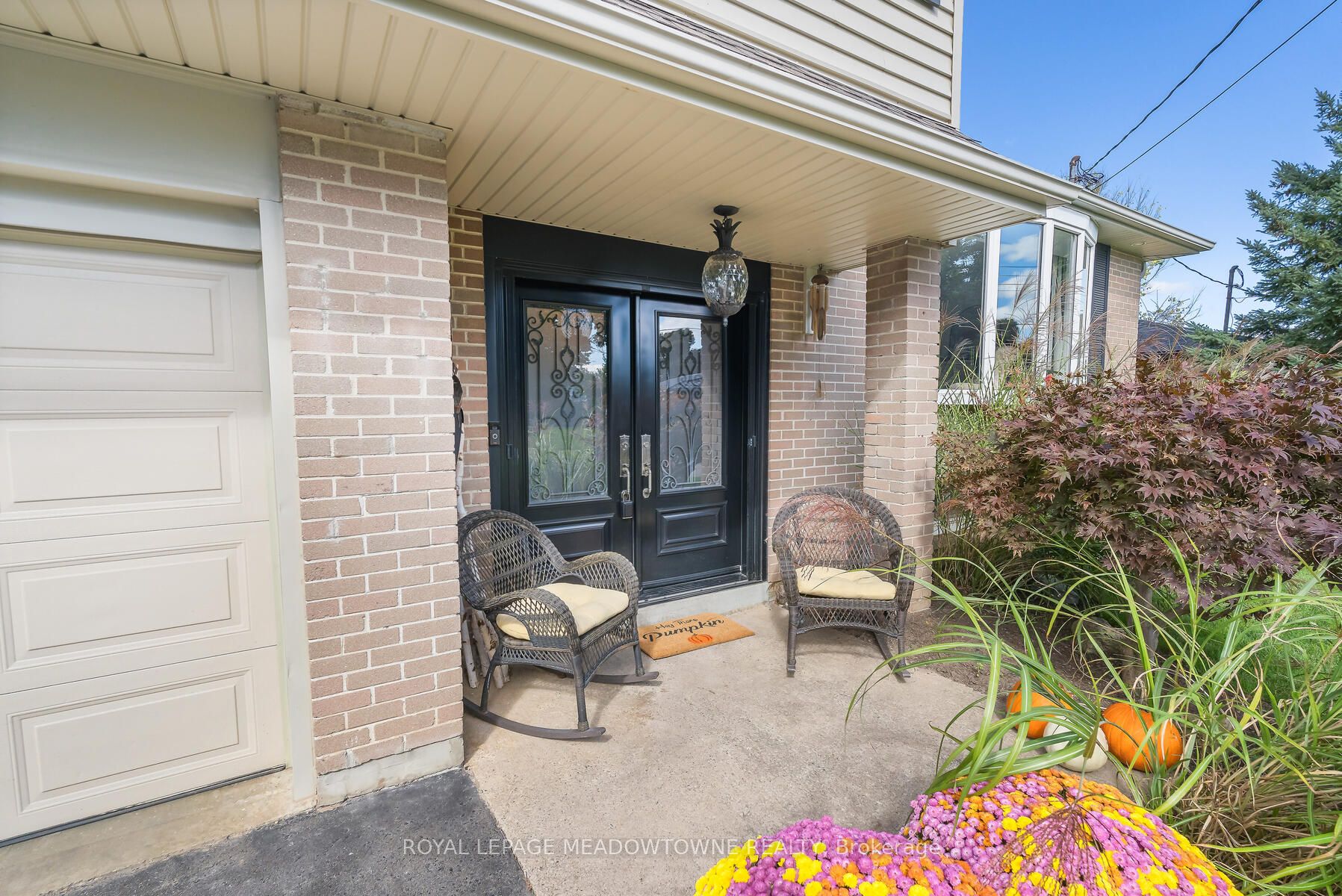 113 Irwin Cres