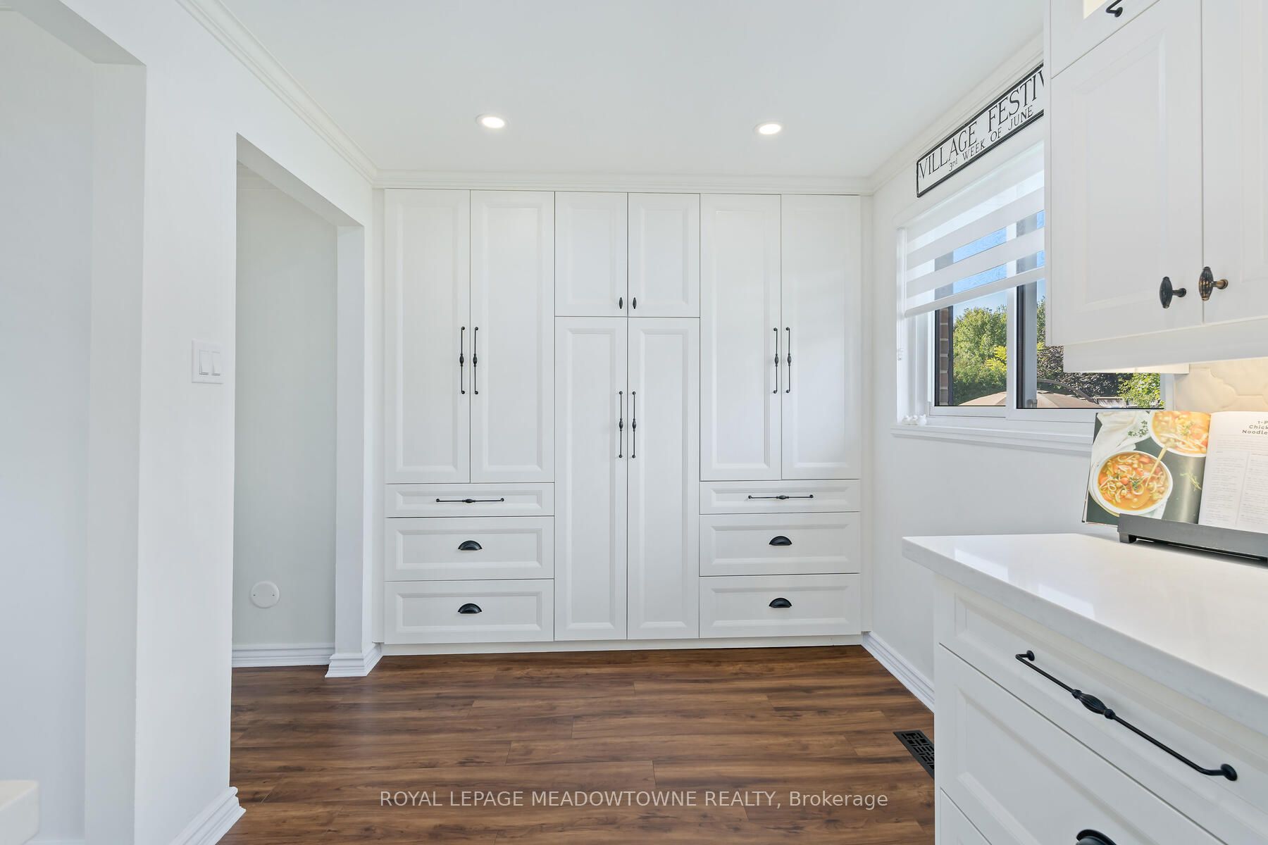 113 Irwin Cres