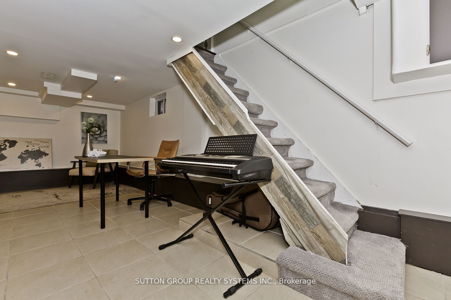34 Fairfield Ave