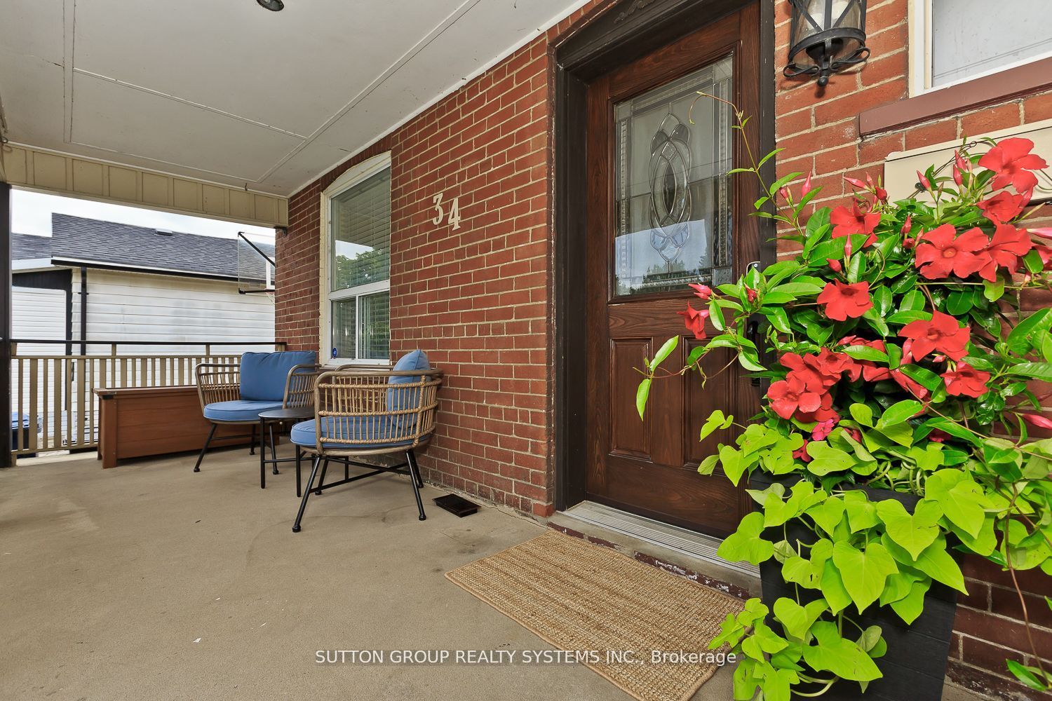 34 Fairfield Ave