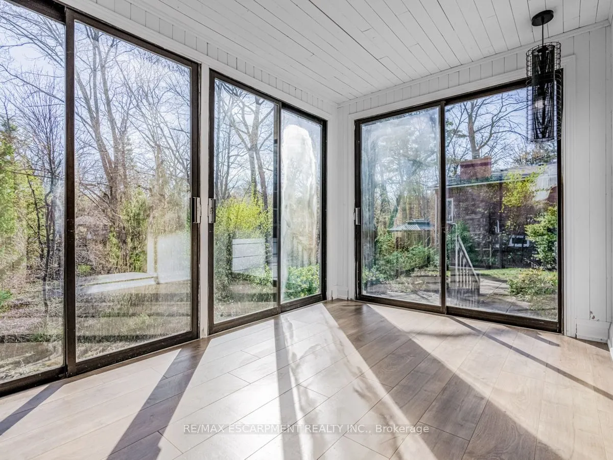 804 Shadeland Ave