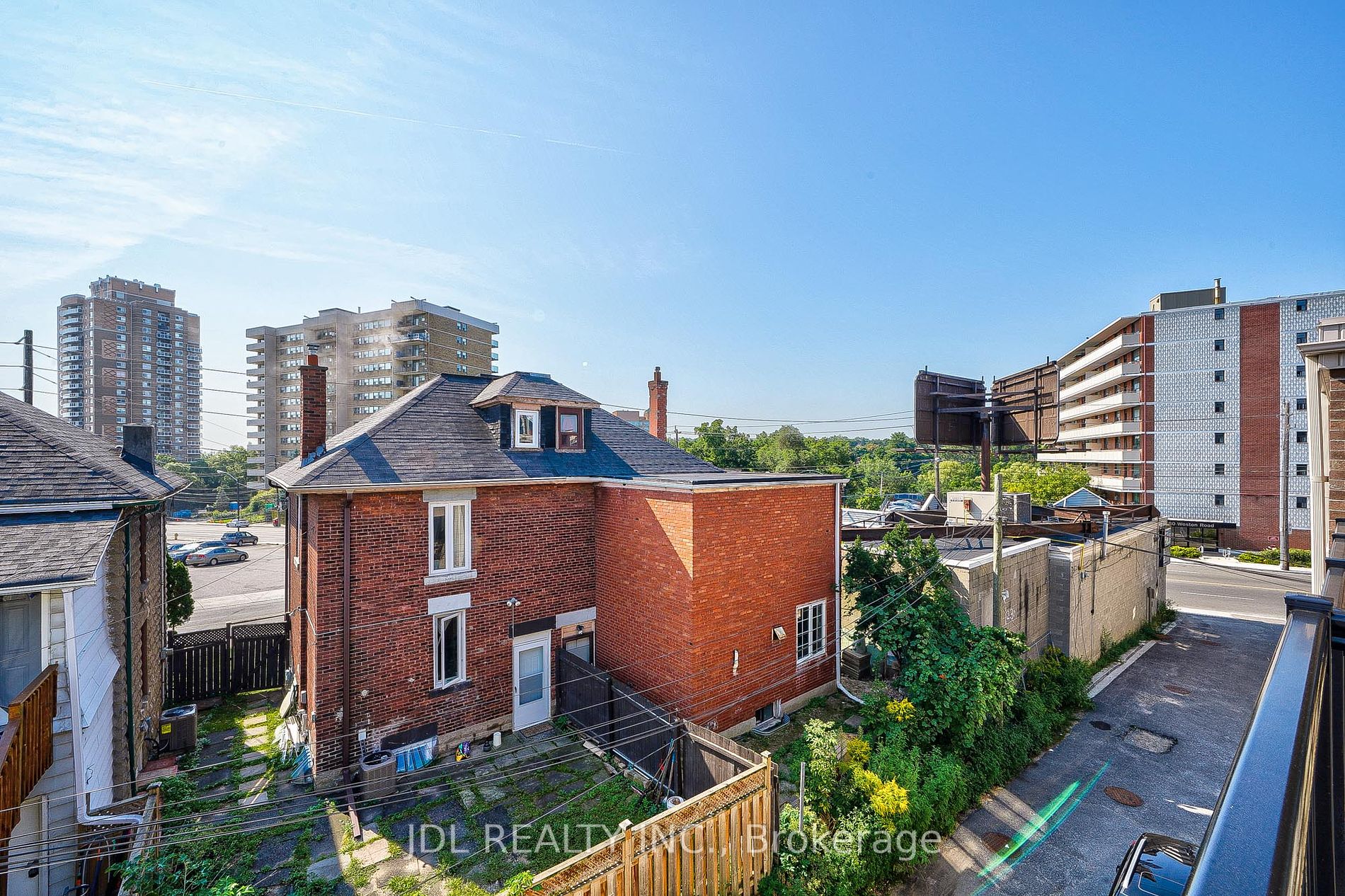 15 Justice Gdns