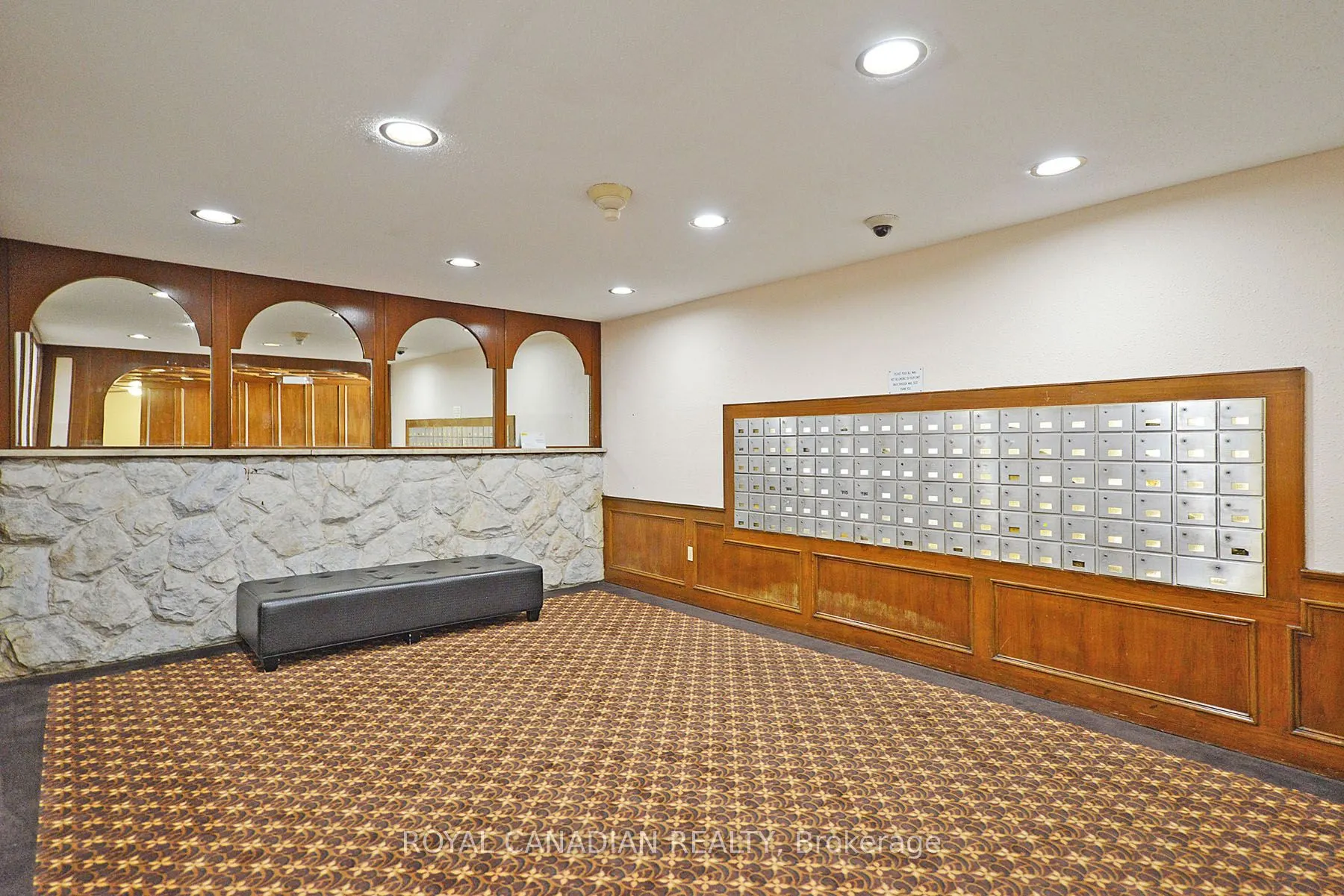 3577 Derry Rd E, #311