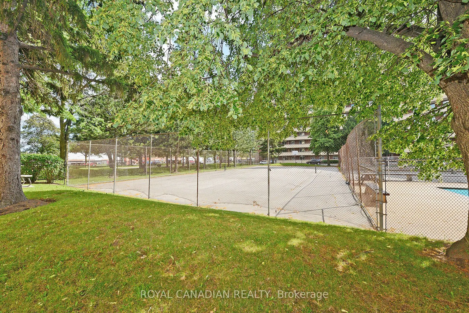 3577 Derry Rd E, #311