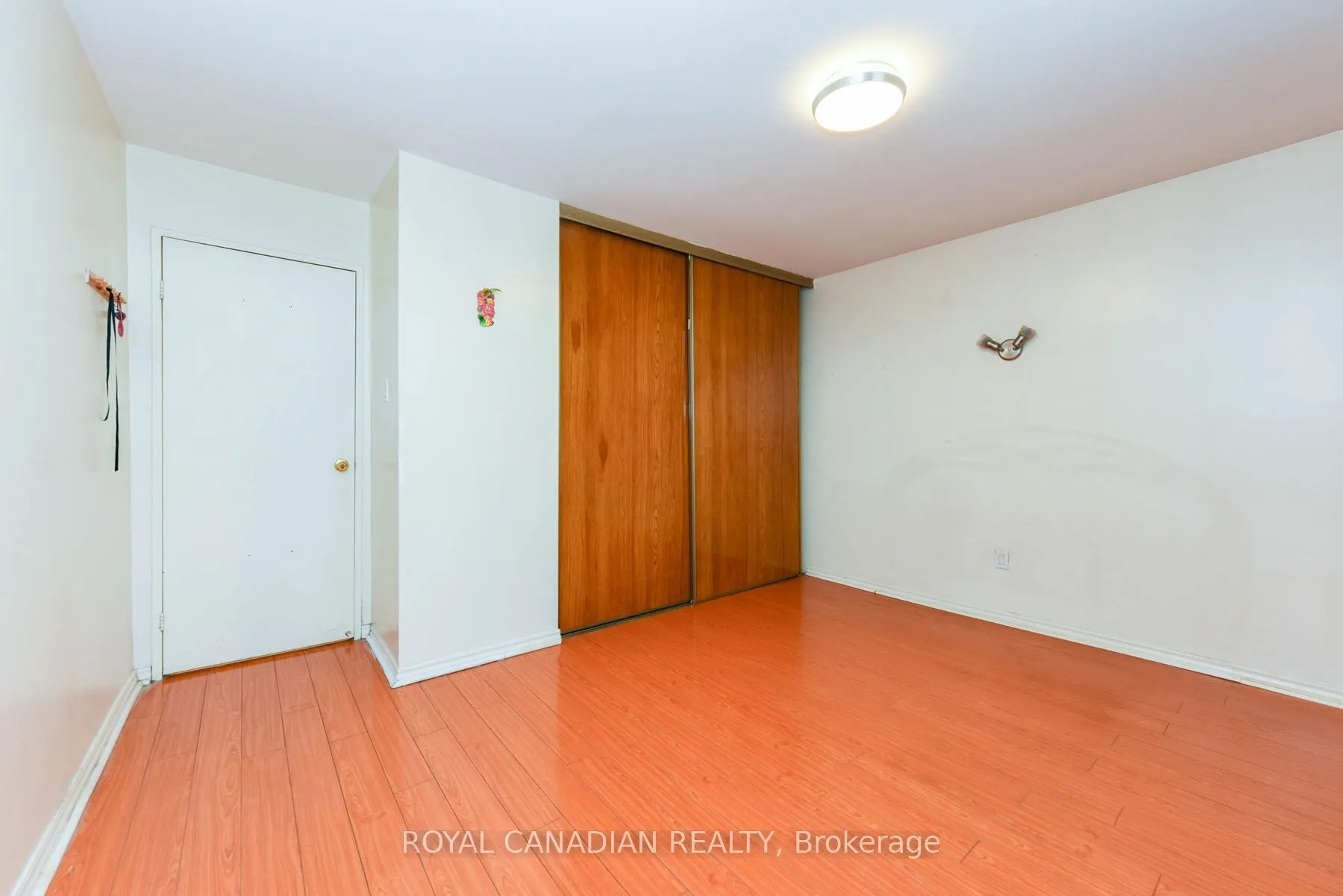 3577 Derry Rd E, #311