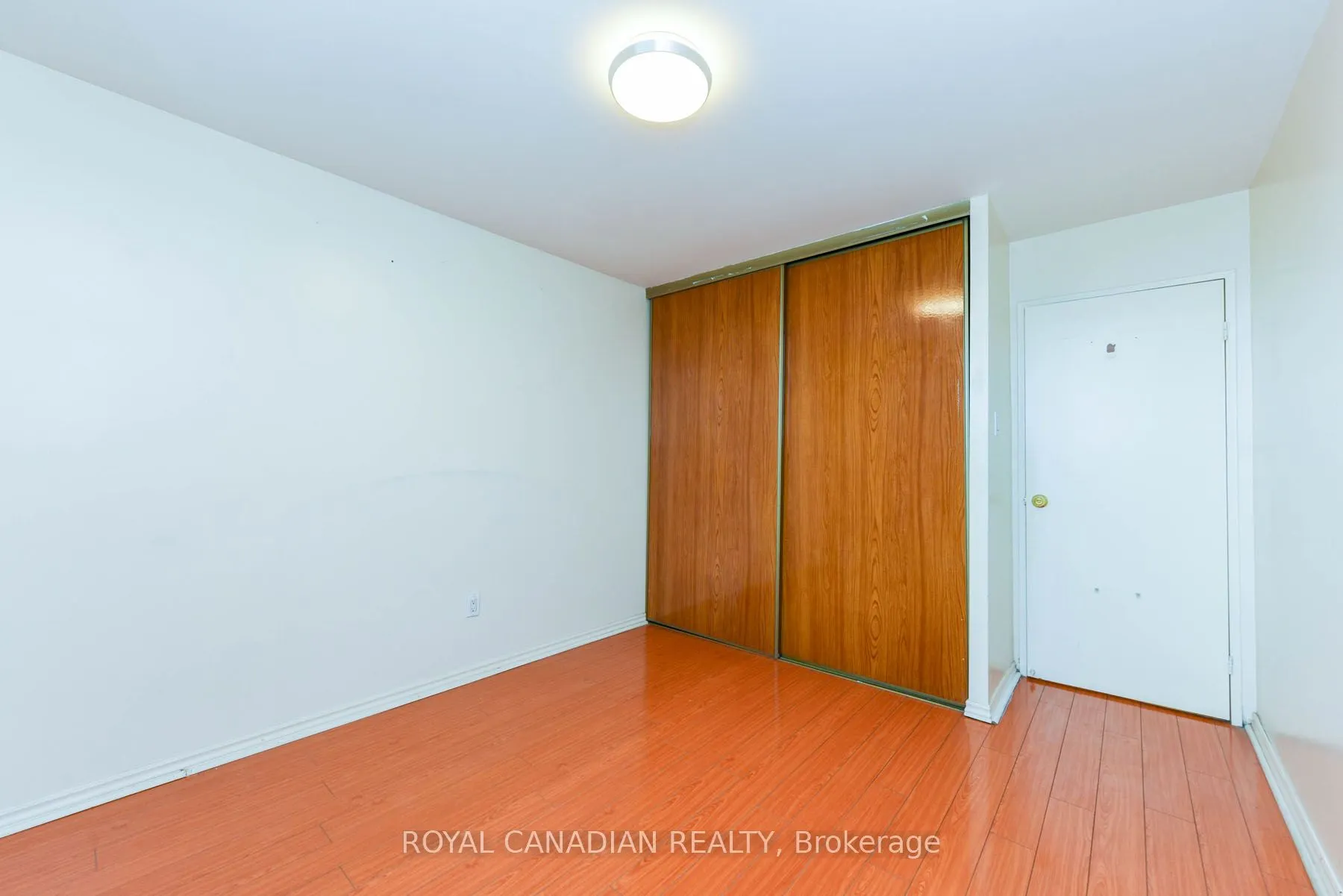 3577 Derry Rd E, #311