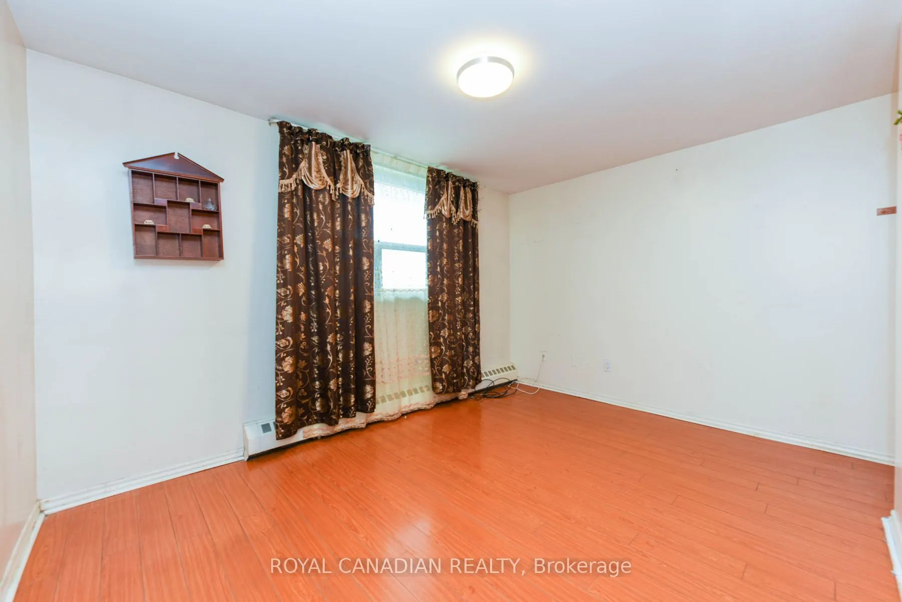 3577 Derry Rd E, #311