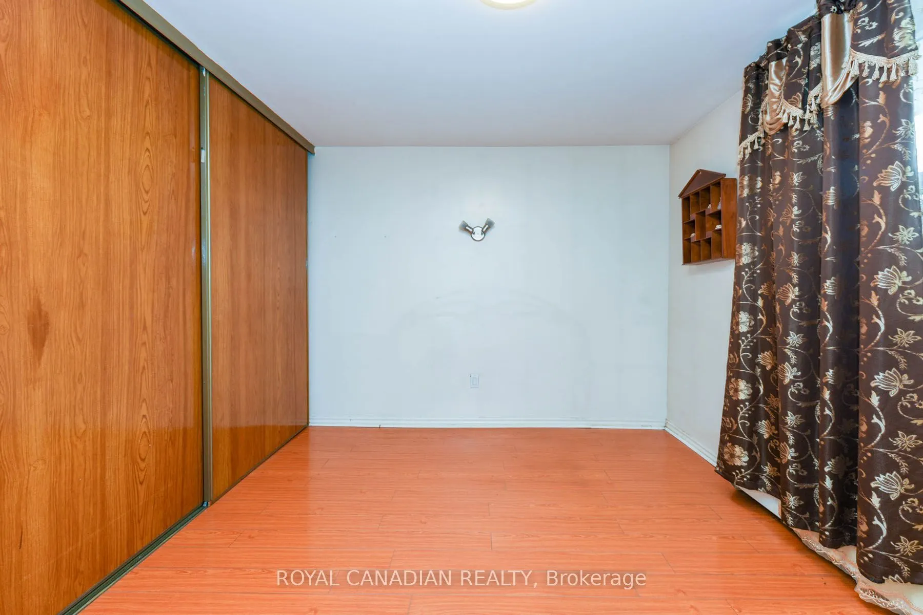 3577 Derry Rd E, #311