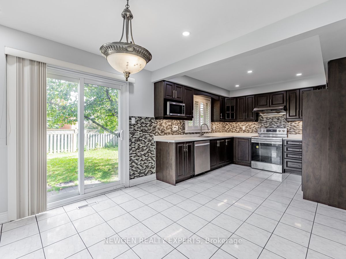 109 Mountainash Rd