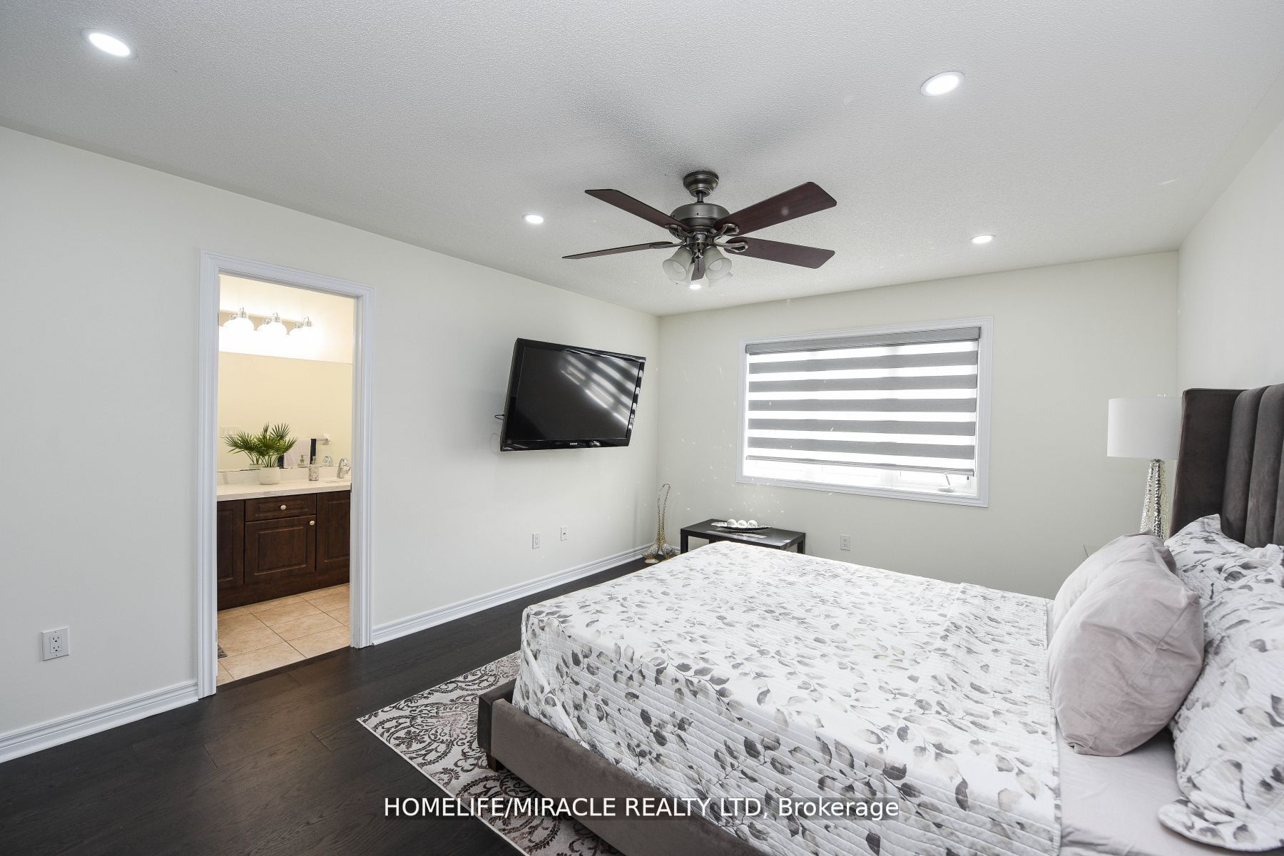 22 Long Branch Tr