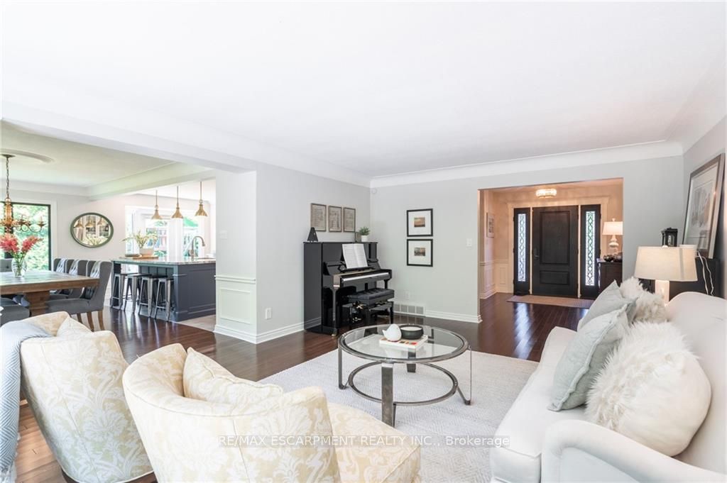 360 North Shore Blvd E