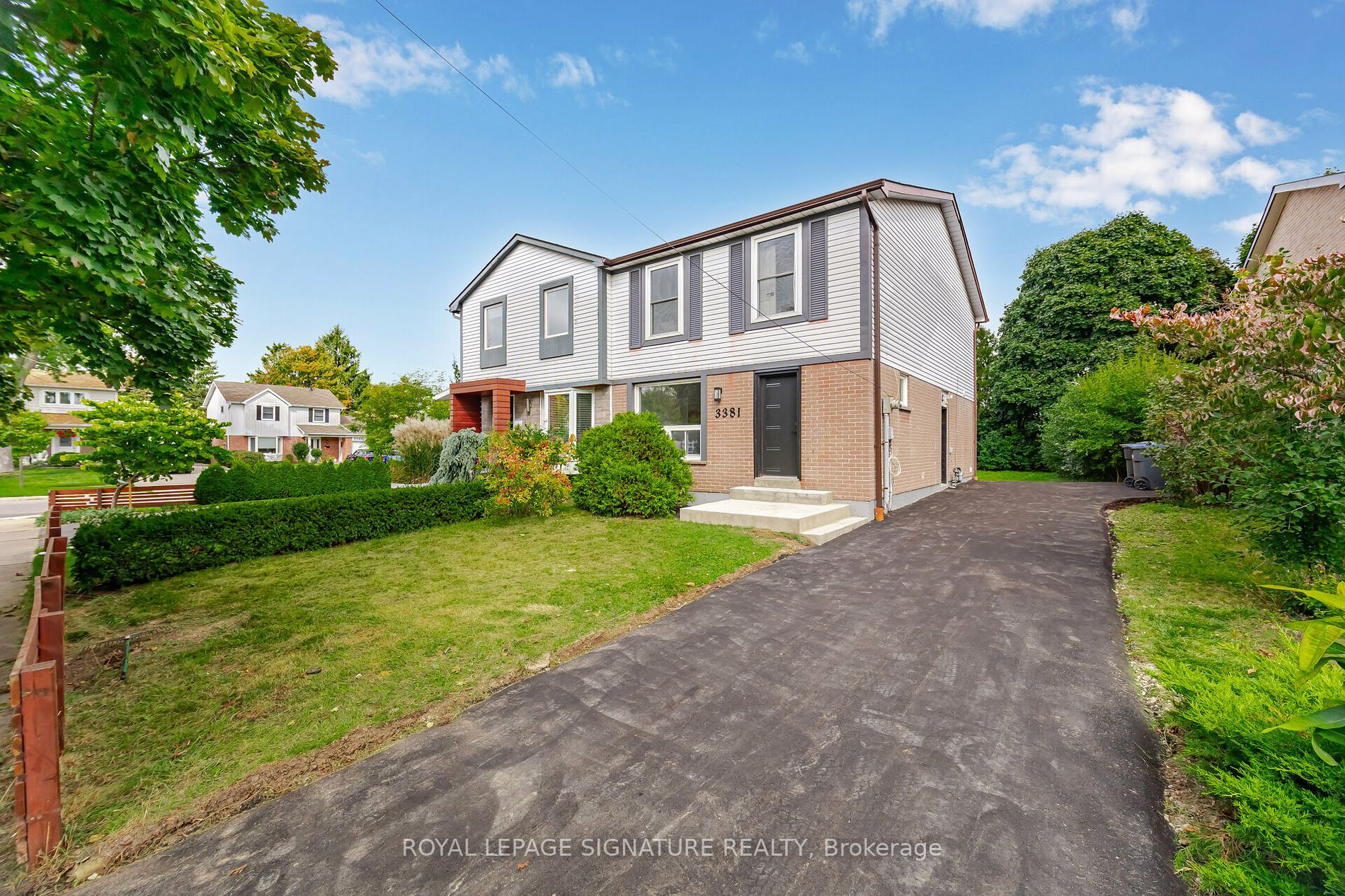 3381 Tallmast Cres