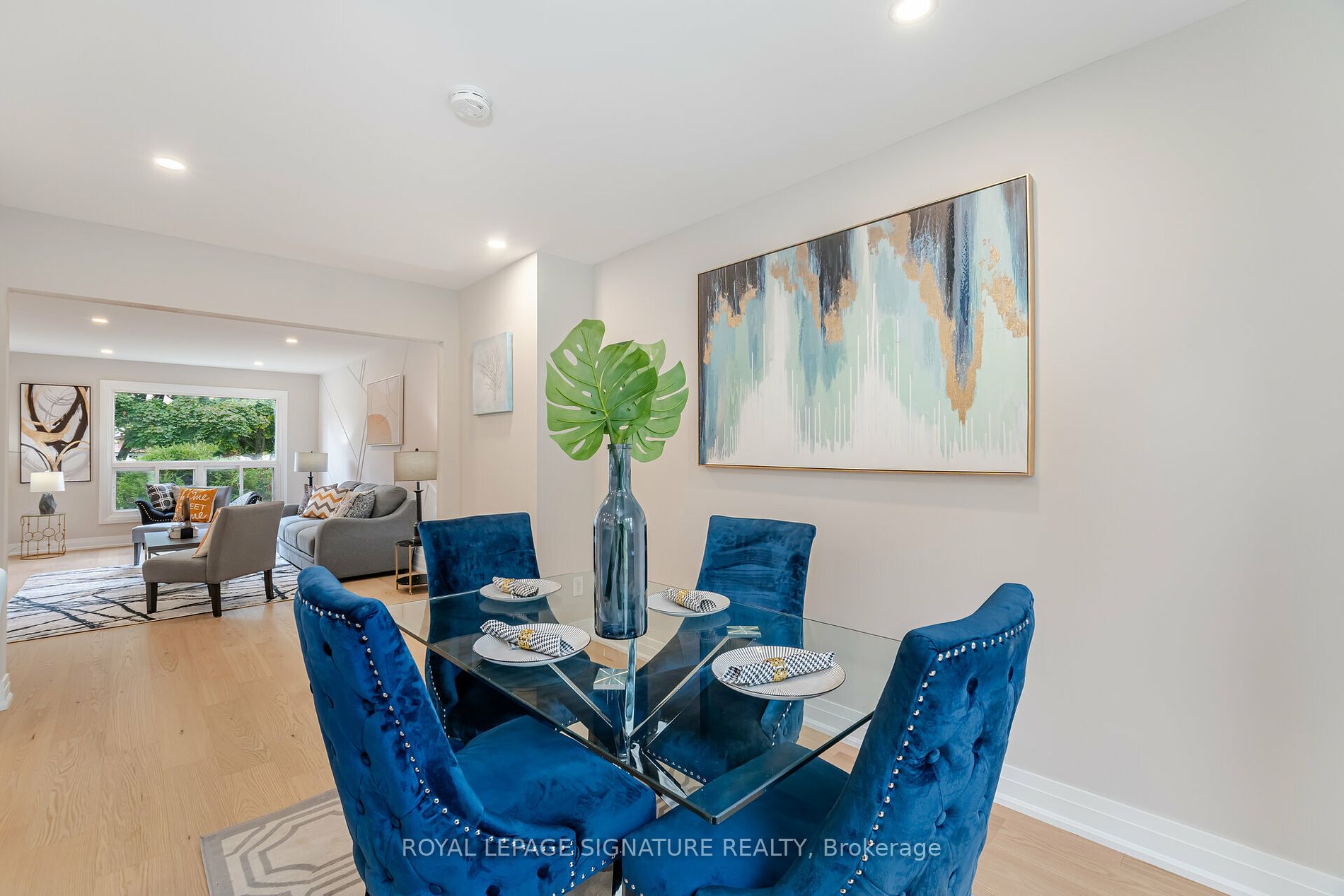 3381 Tallmast Cres