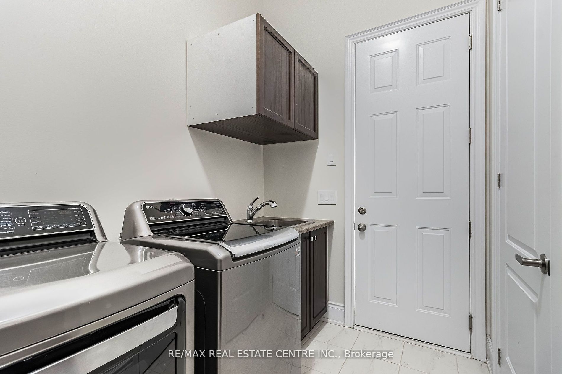 35 Arthur Griffin Cres