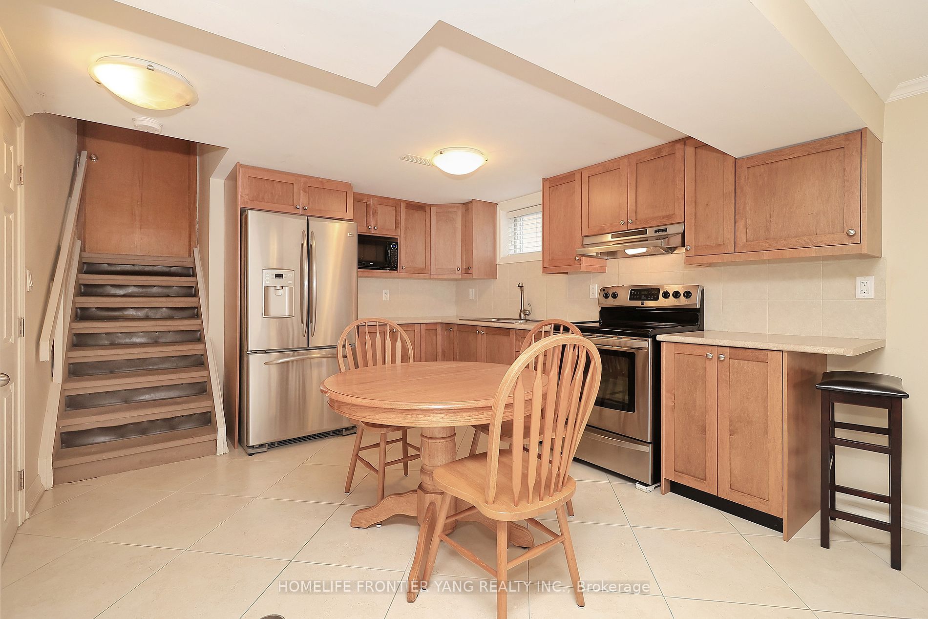 49 Graystone Gdns