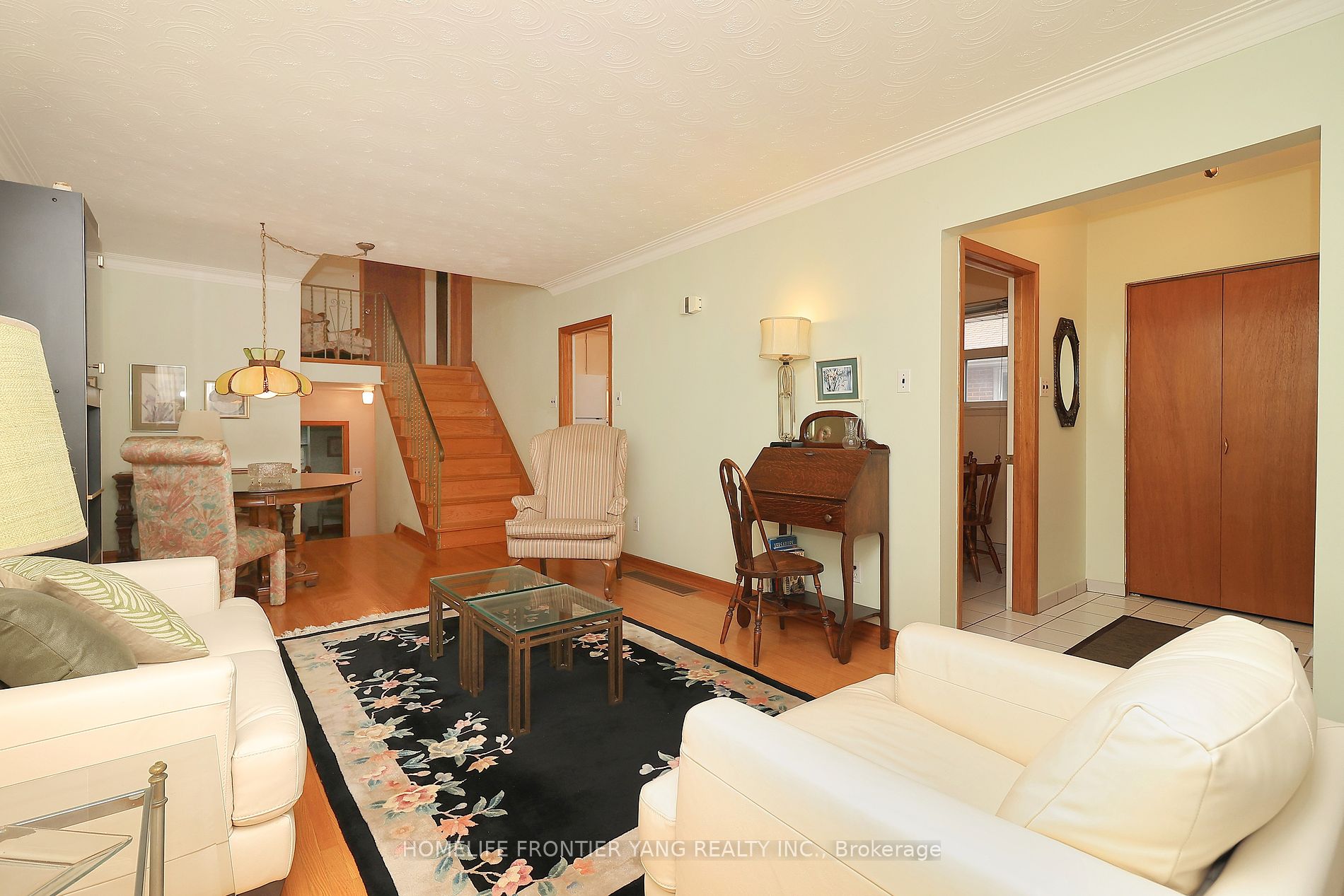 49 Graystone Gdns