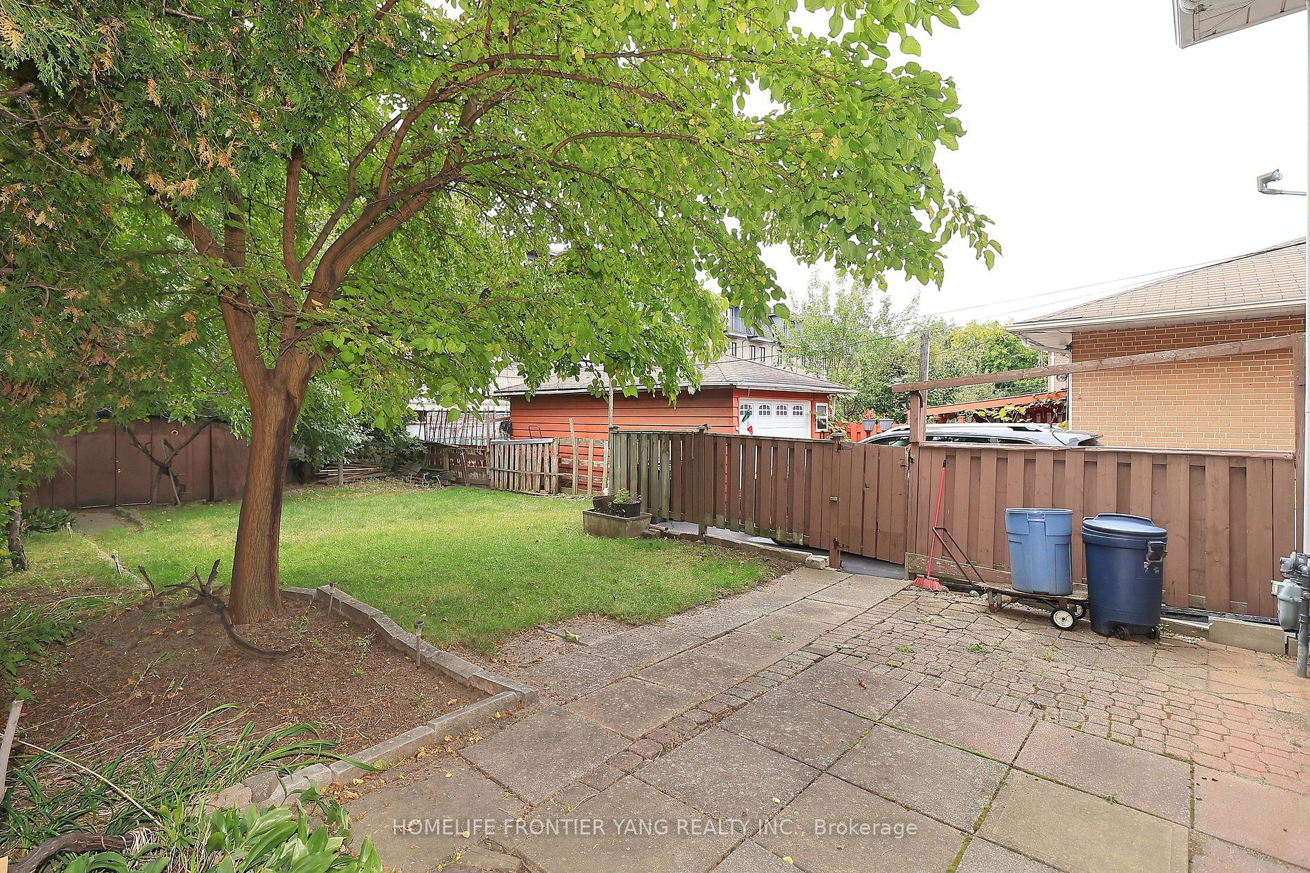 49 Graystone Gdns
