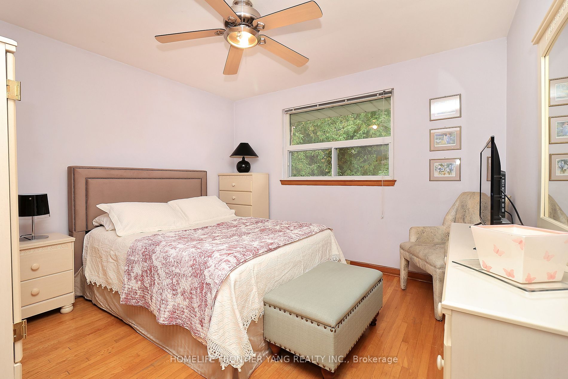 49 Graystone Gdns