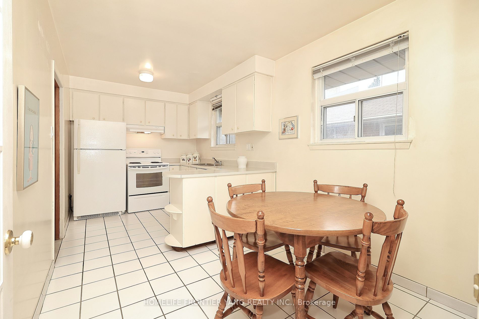 49 Graystone Gdns