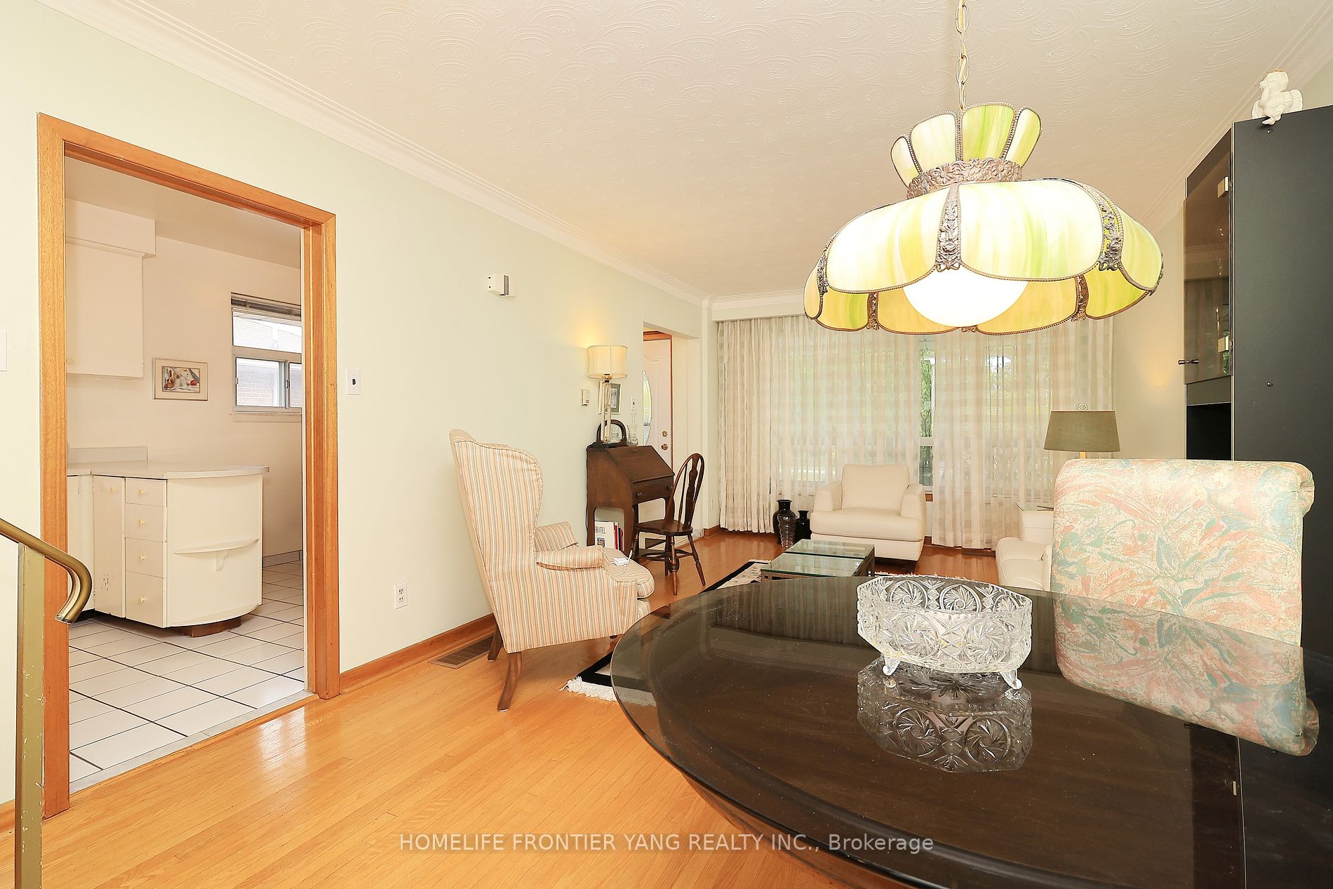 49 Graystone Gdns