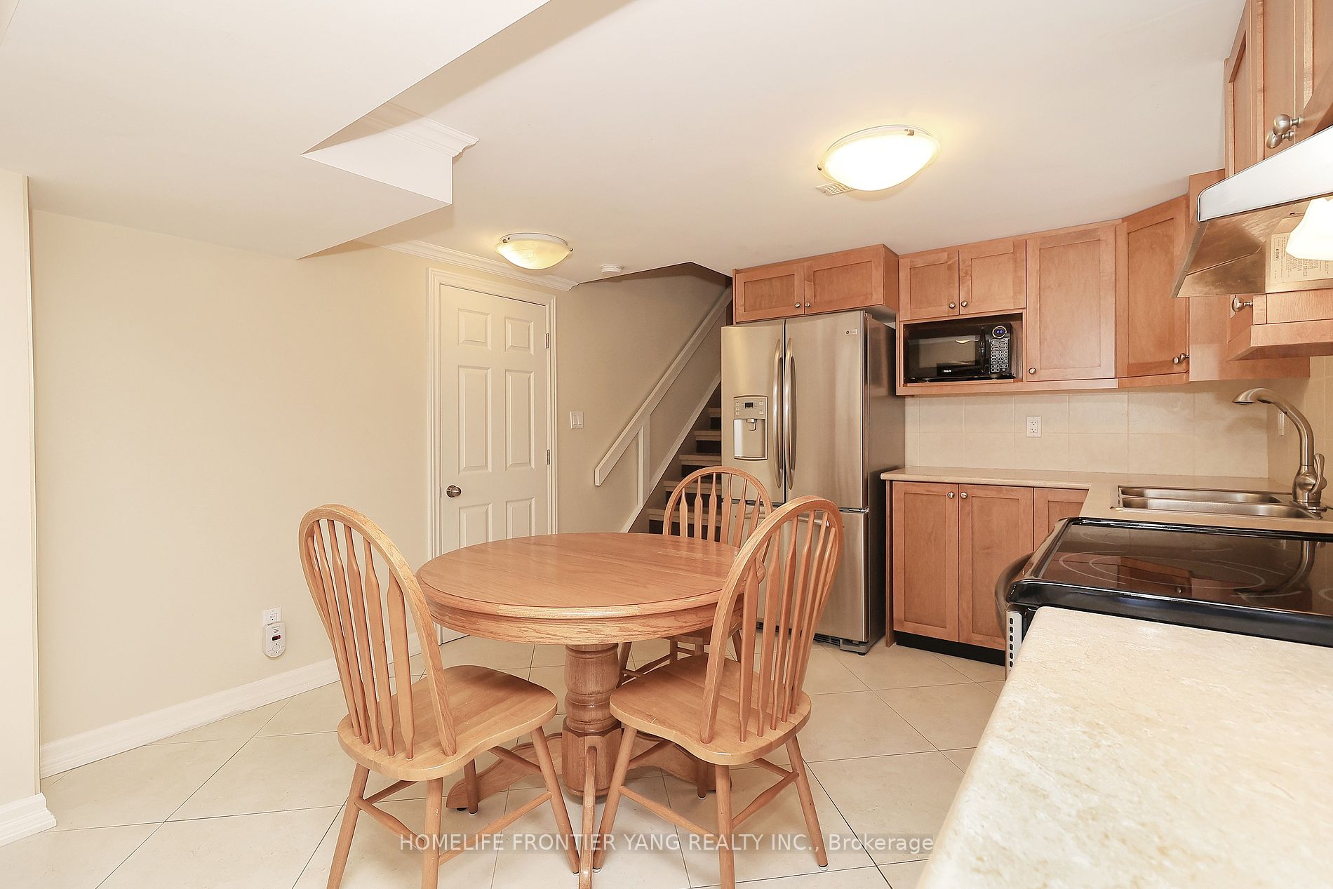 49 Graystone Gdns