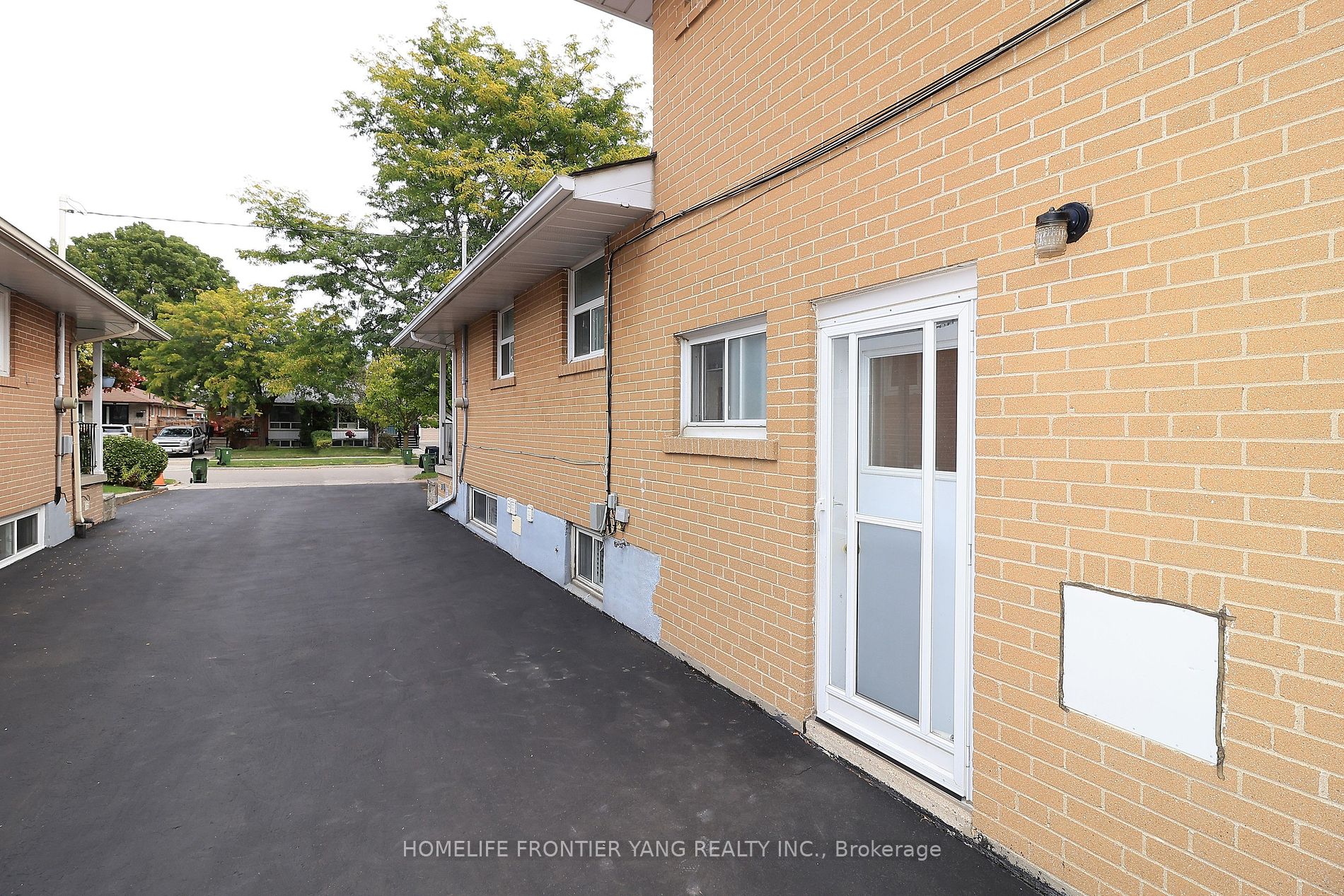 49 Graystone Gdns