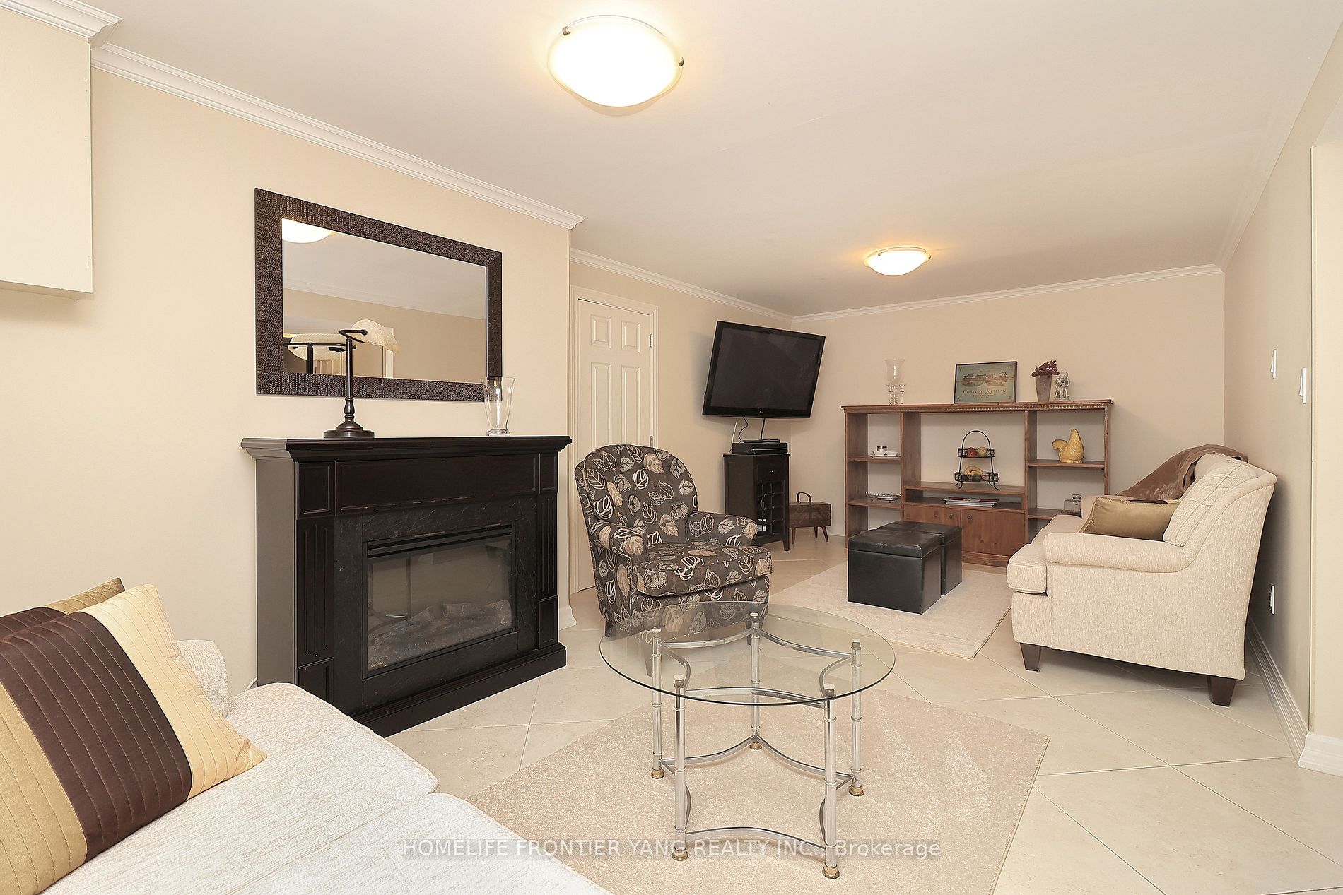 49 Graystone Gdns