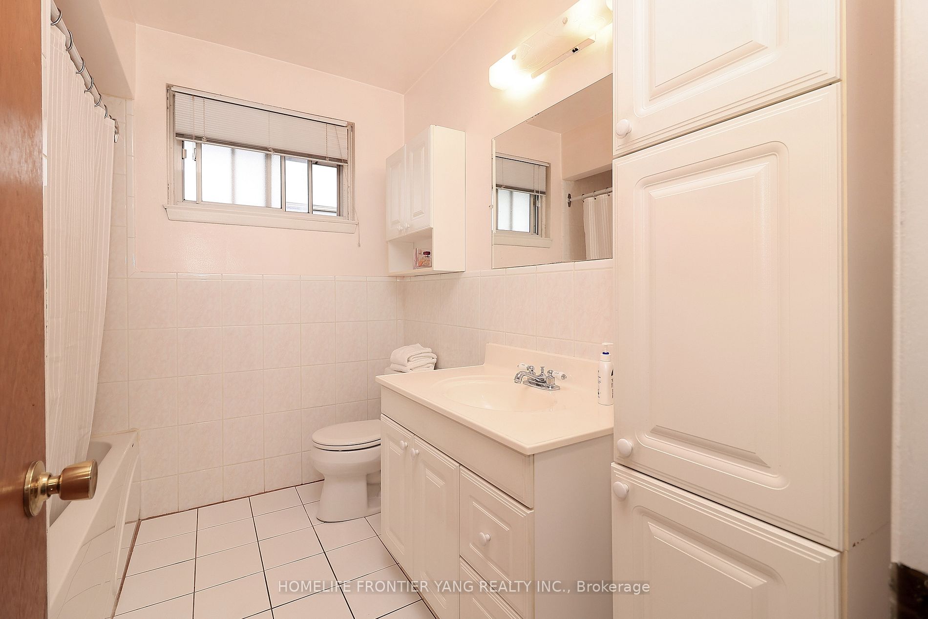 49 Graystone Gdns