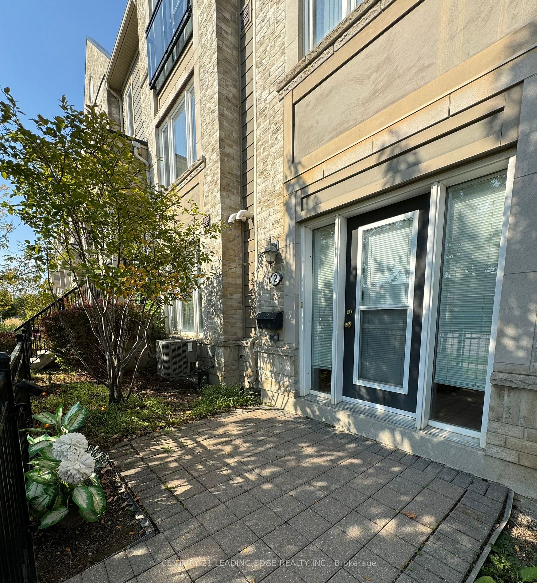 2915 Hazelton Pl, #2