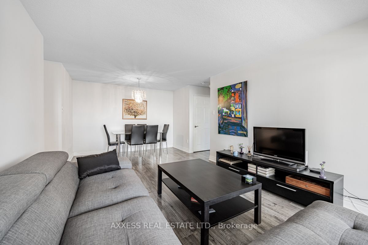 330 Rathburn Rd W, #1105