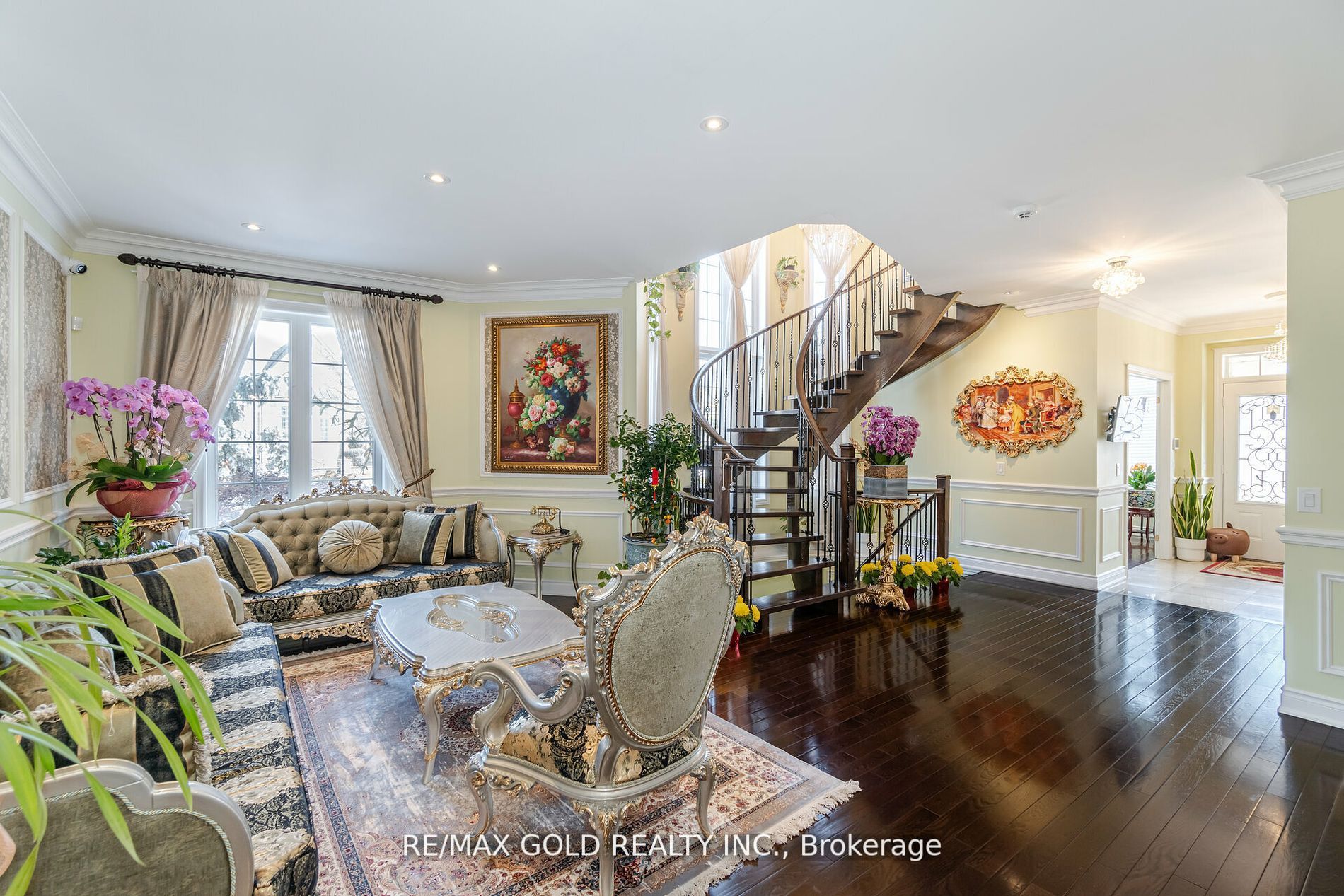 9 Scotchmere Cres