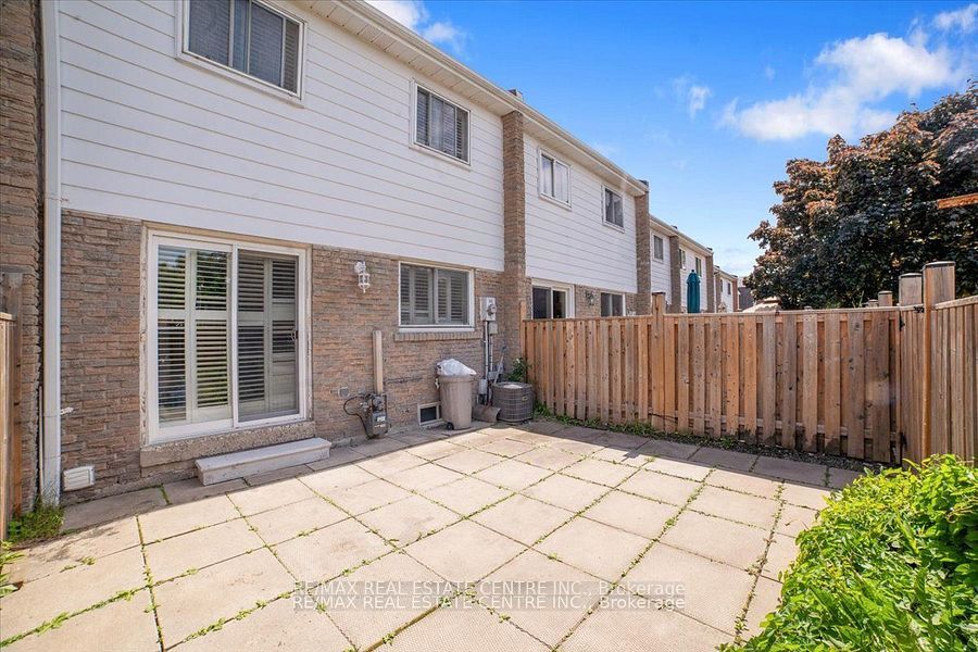 1020 Central Park Dr, #33