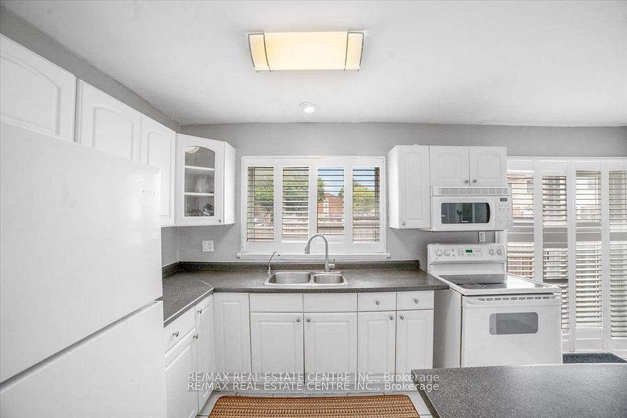 1020 Central Park Dr, #33