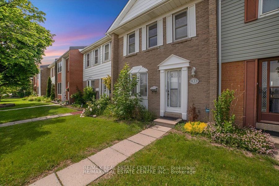 1020 Central Park Dr, #33
