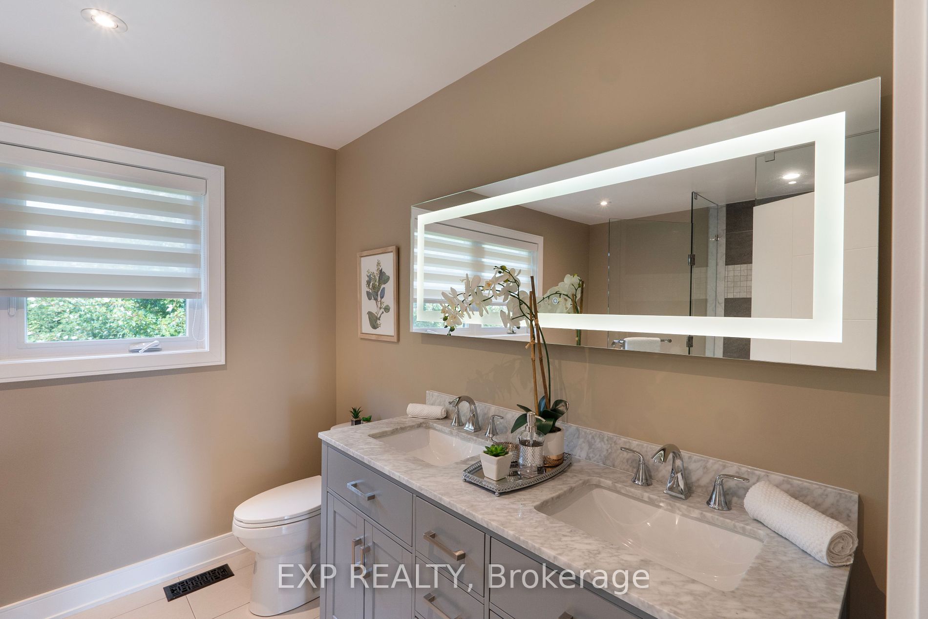 771 Ajyn Crt
