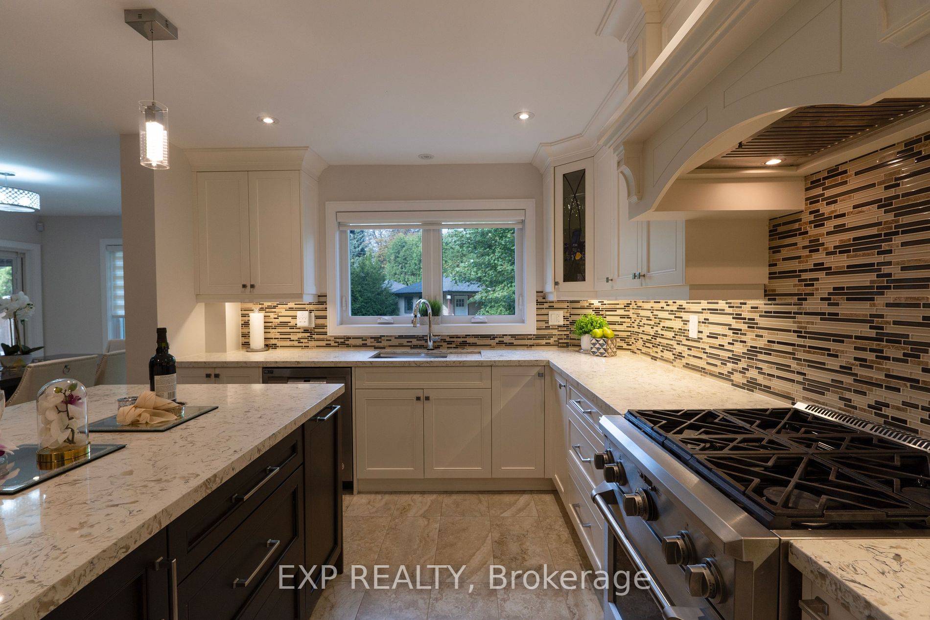 771 Ajyn Crt