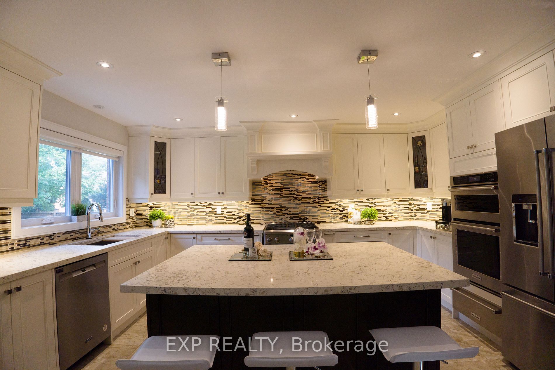 771 Ajyn Crt
