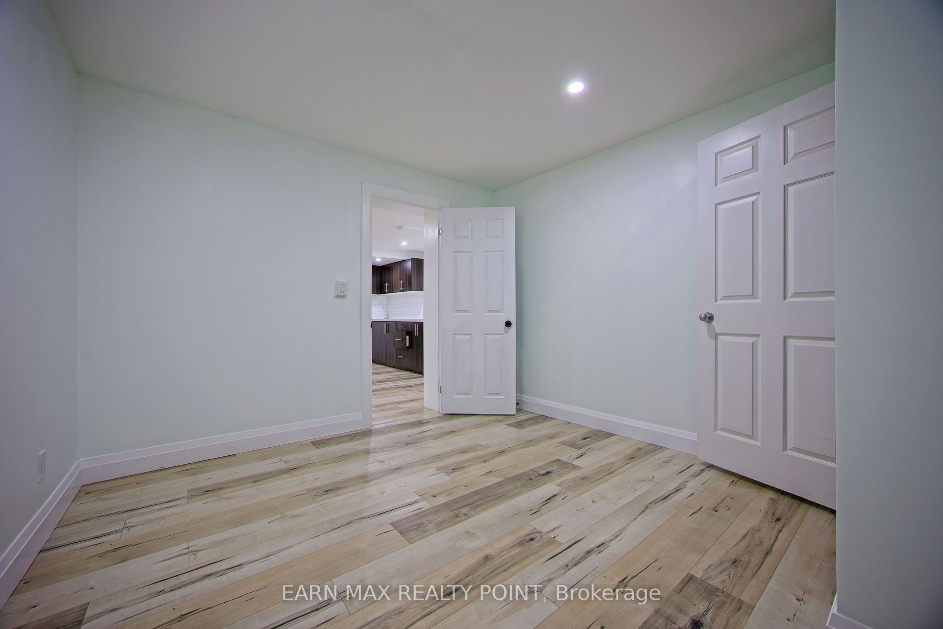 14399 Kennedy Rd