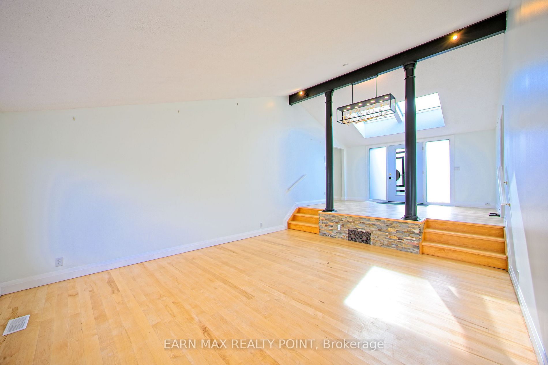 14399 Kennedy Rd