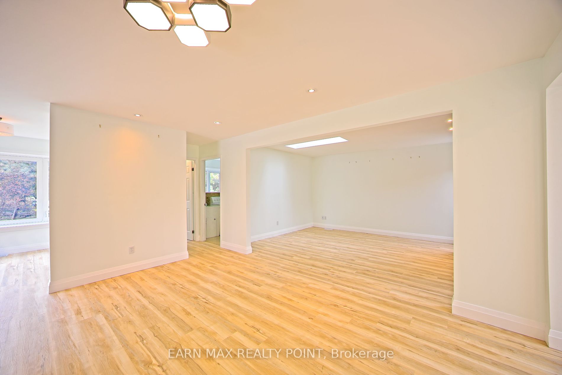 14399 Kennedy Rd