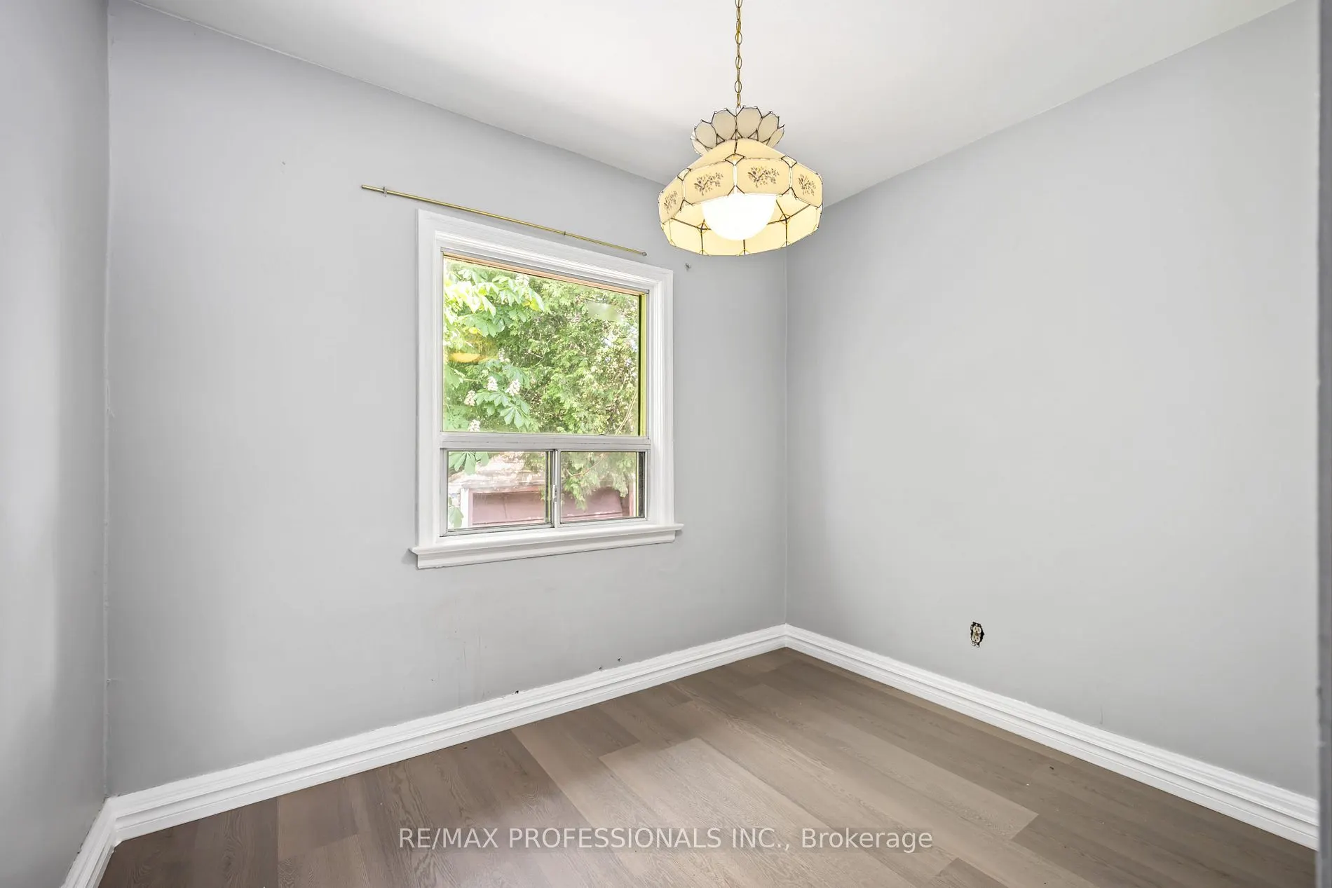 34 Dixon Rd