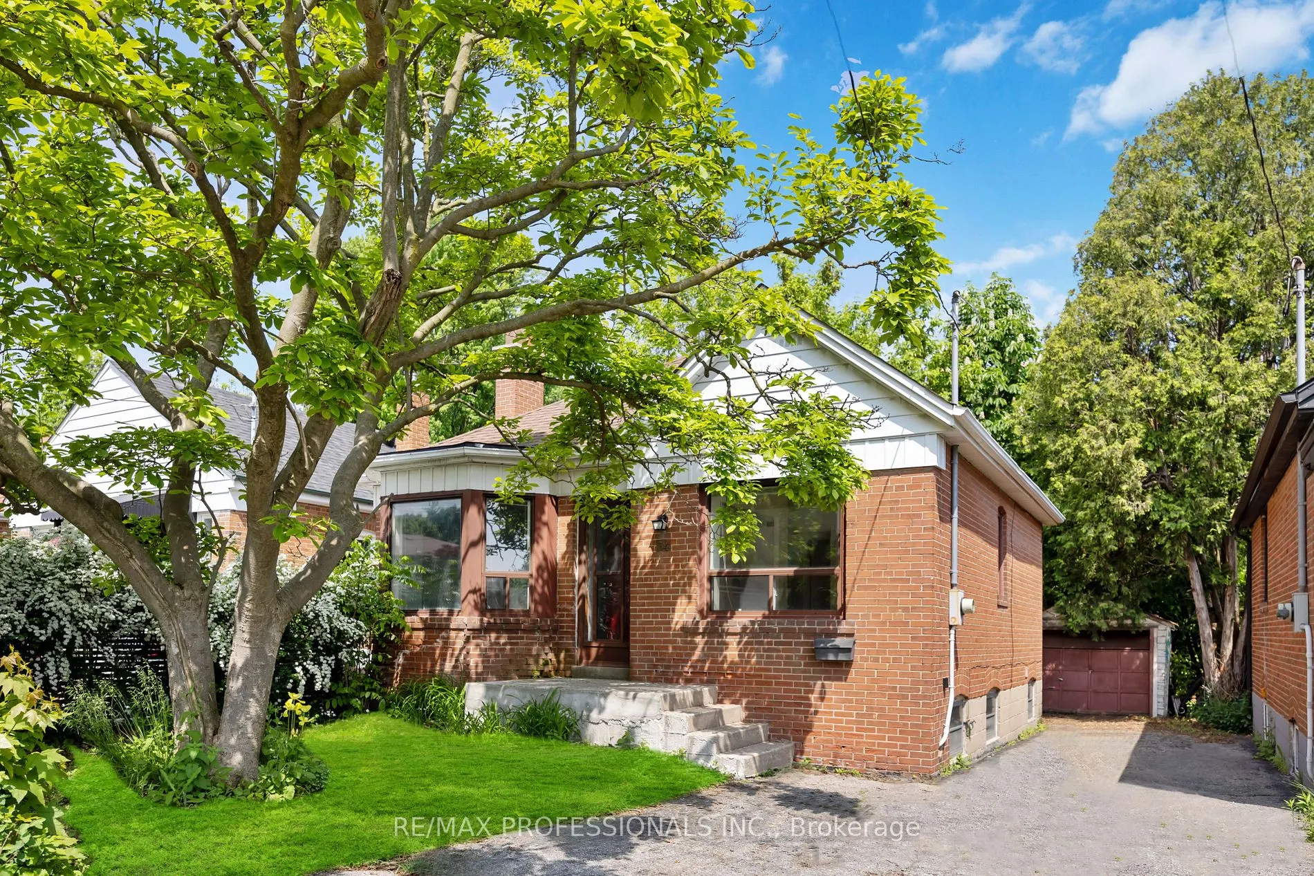 34 Dixon Rd